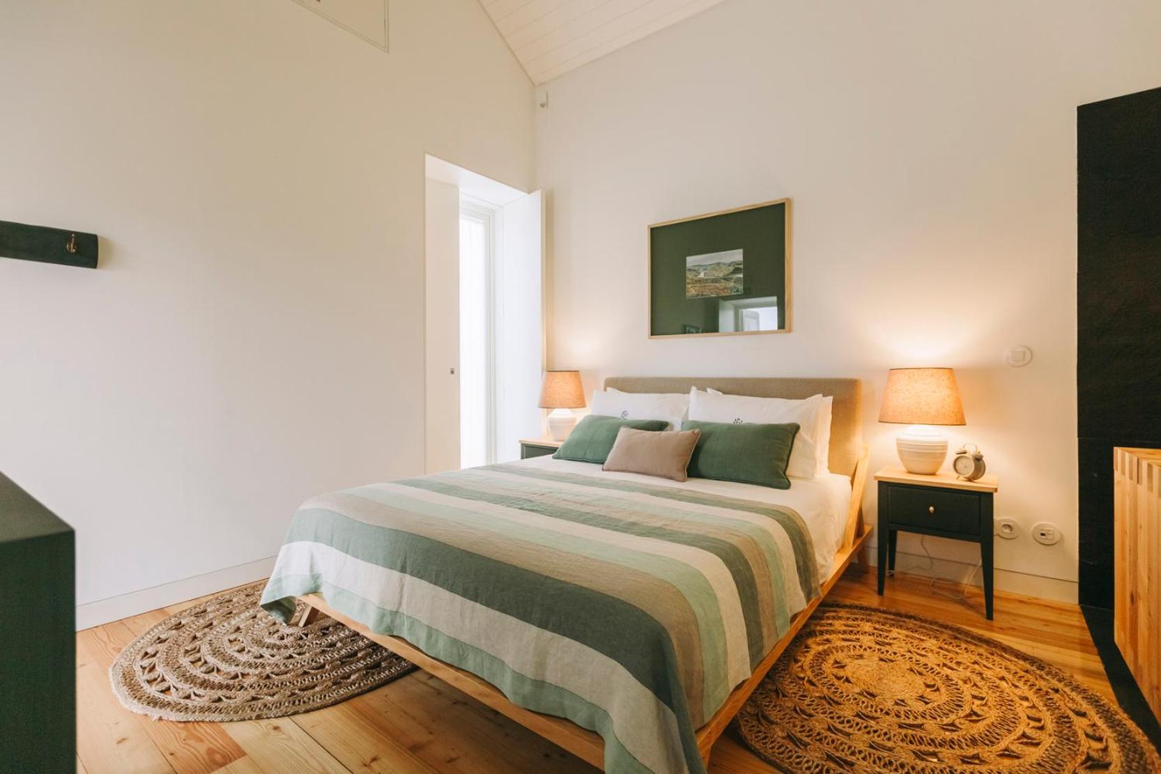 Double Room - Photo 6