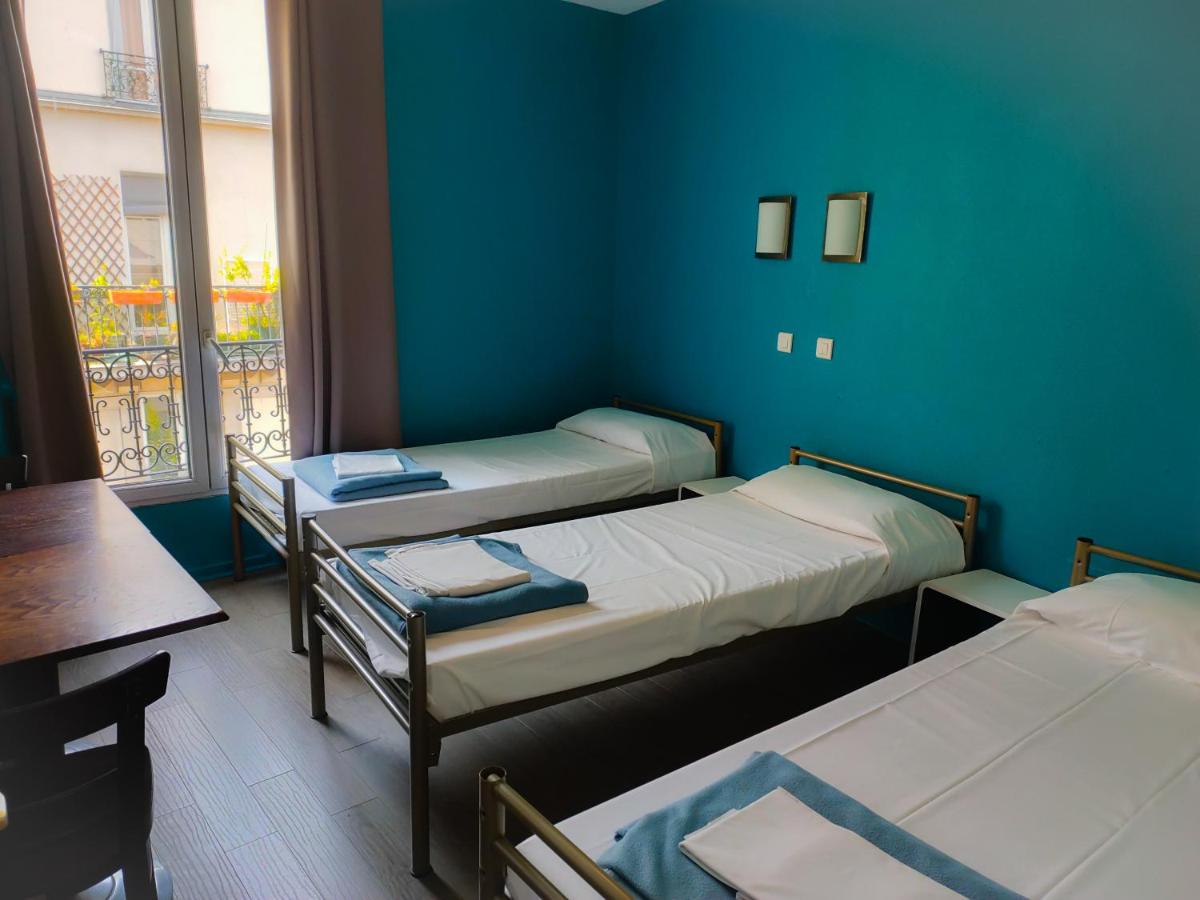 Single Bed in Female Dormitory Room photo 2