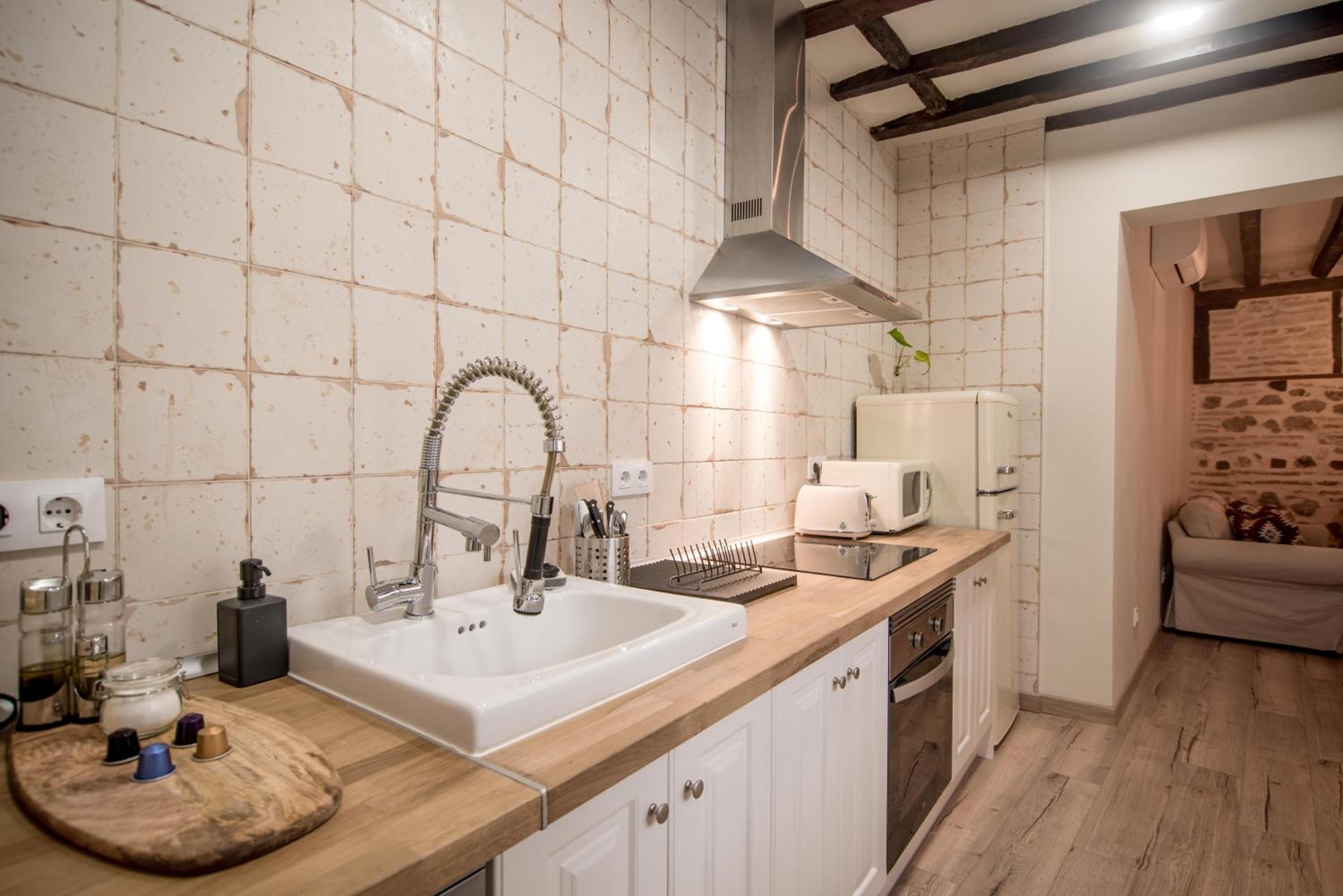 Two-Bedroom Apartment - Photo 20