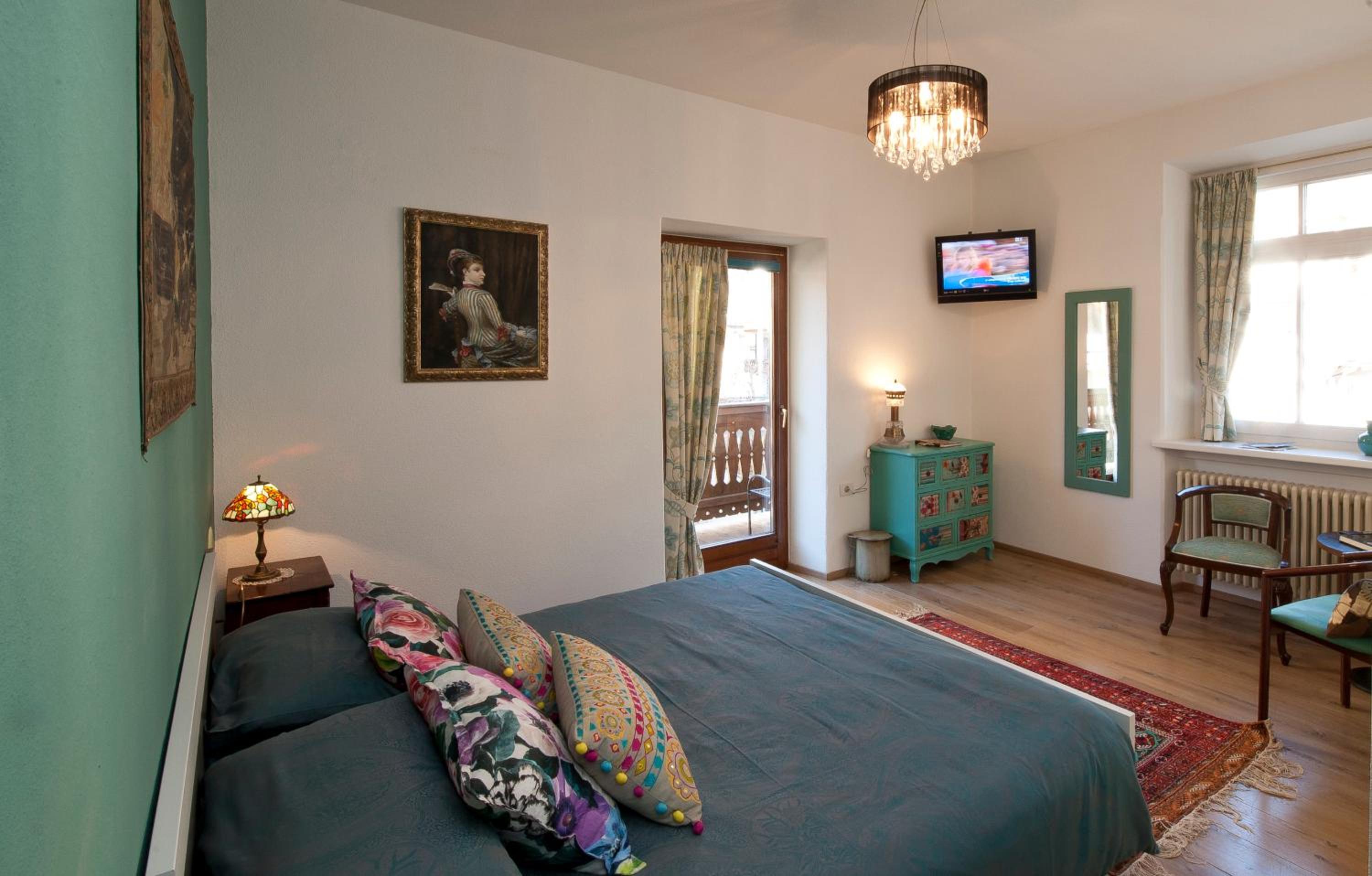 Deluxe Family Suite photo 1