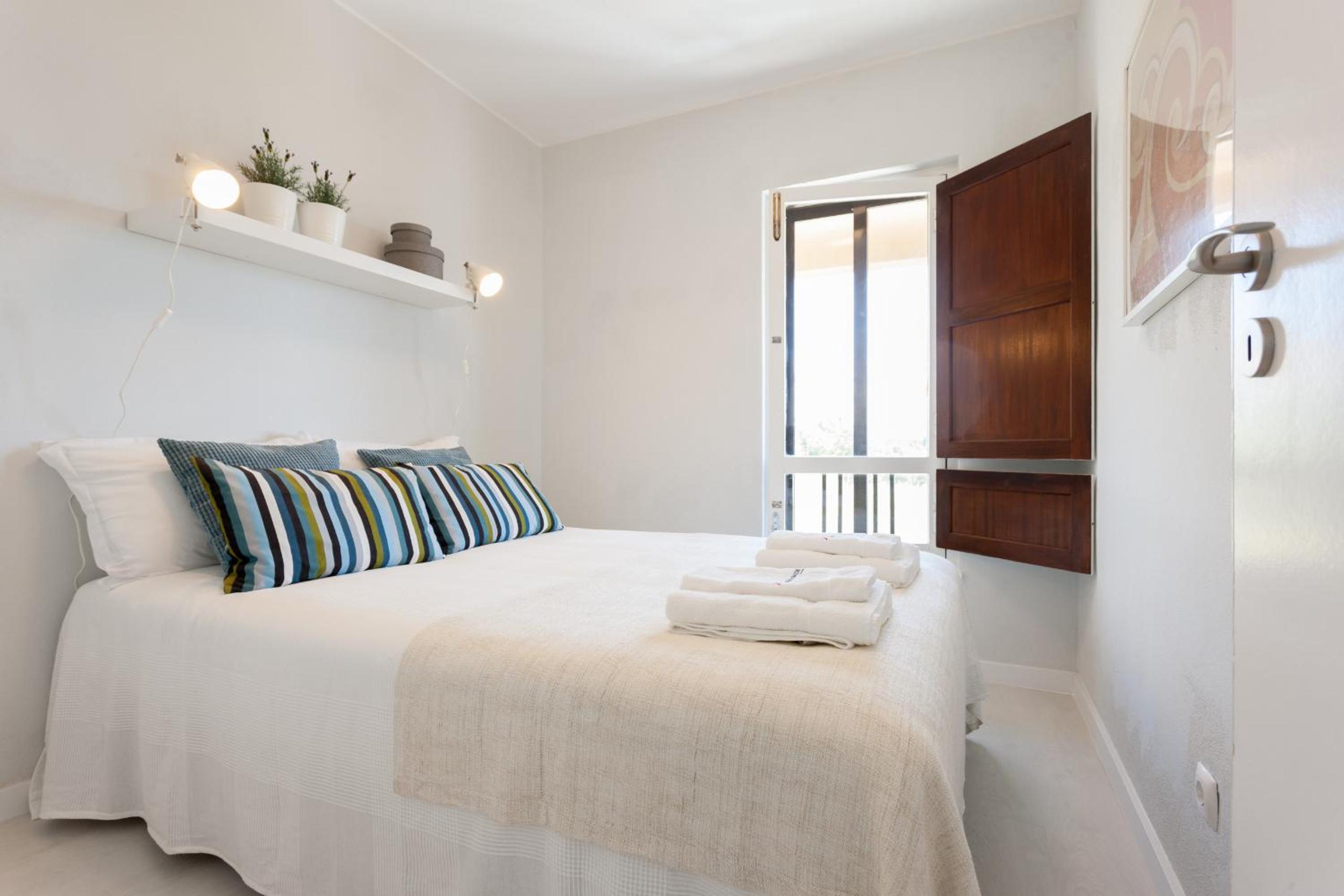 Two-Bedroom Apartment - Photo 3