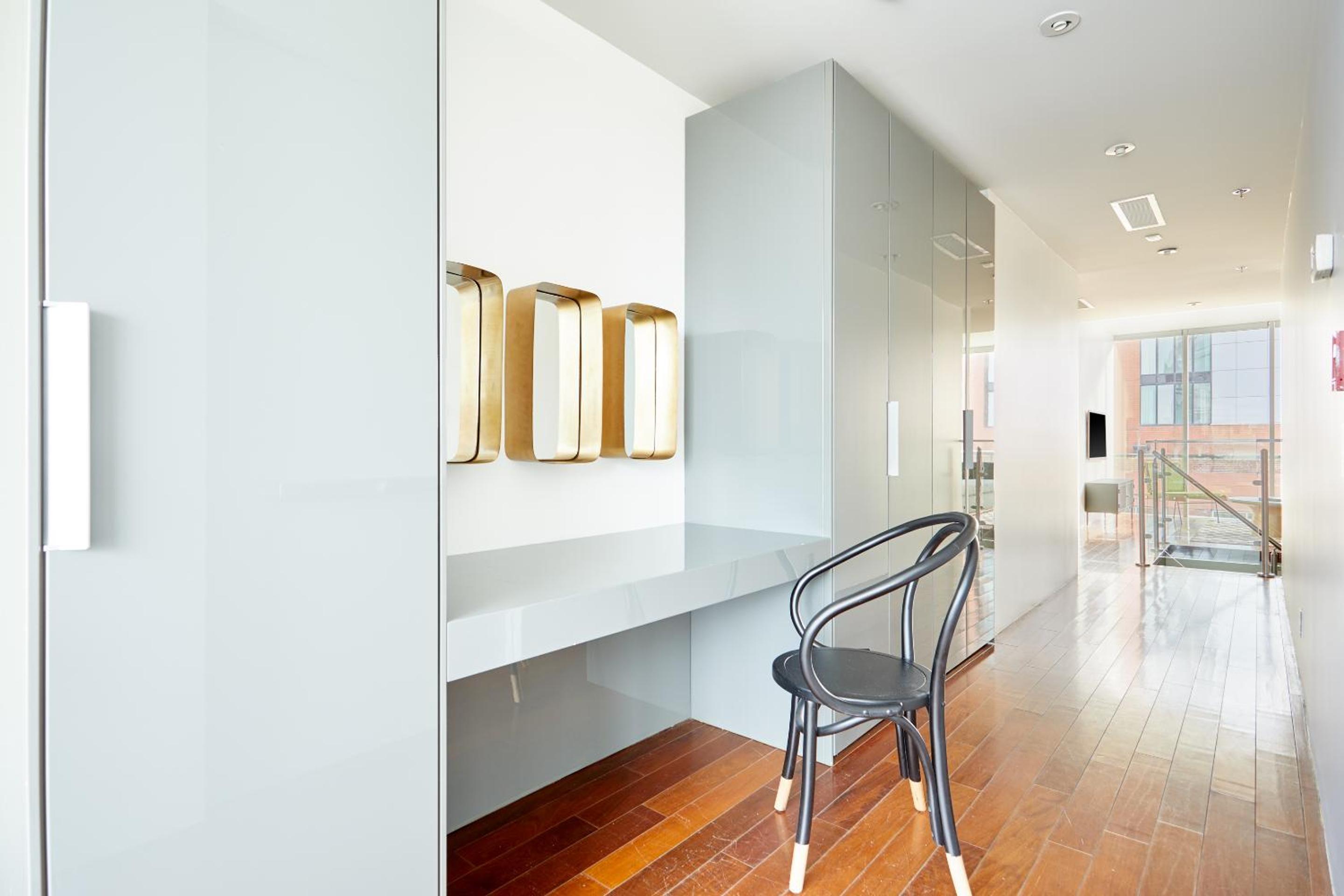 Standard Loft Suite, 1 King Bed