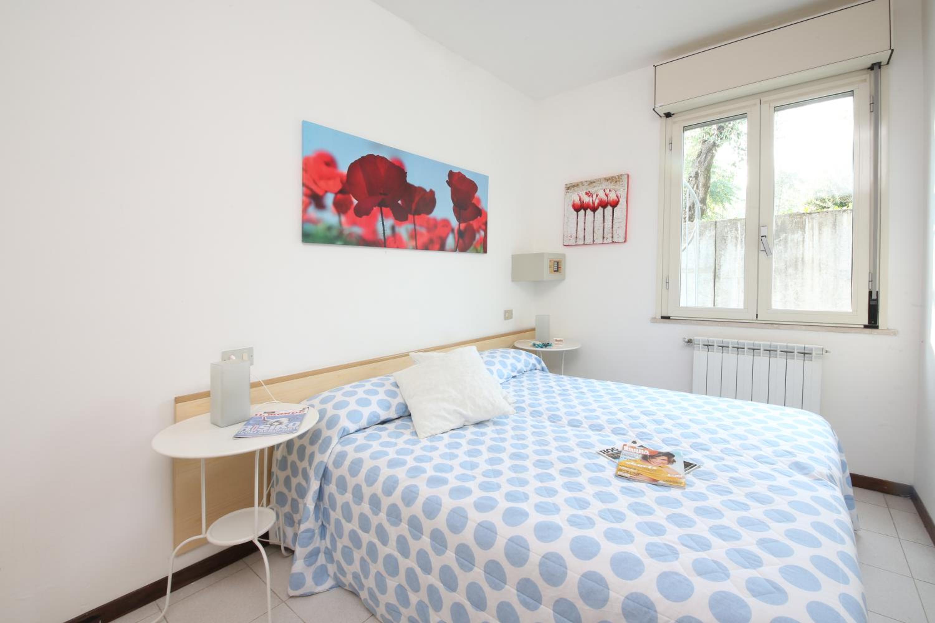 One-Bedroom Apartment (2 - 4 Adults) photo 1