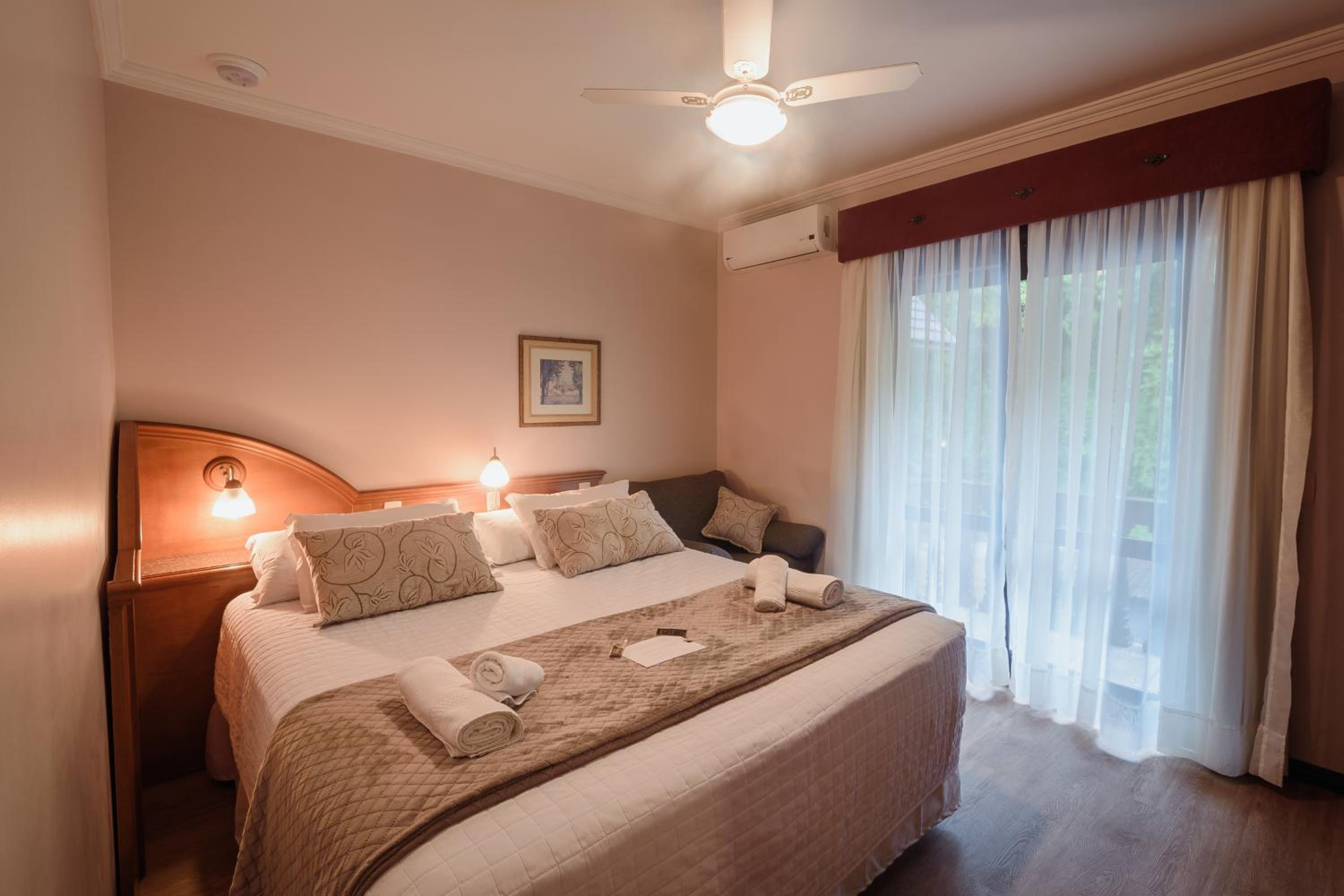 Hotel Vista do Vale — Triple Room with Balcony