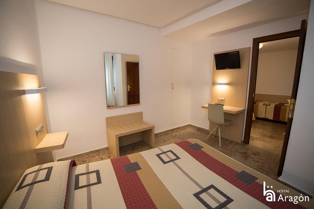 Double or Twin Room - Photo 5