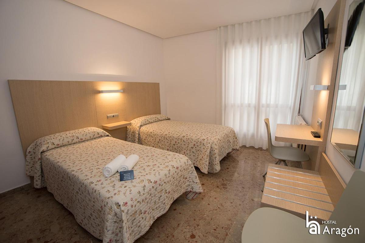 Double or Twin Room - Photo 10