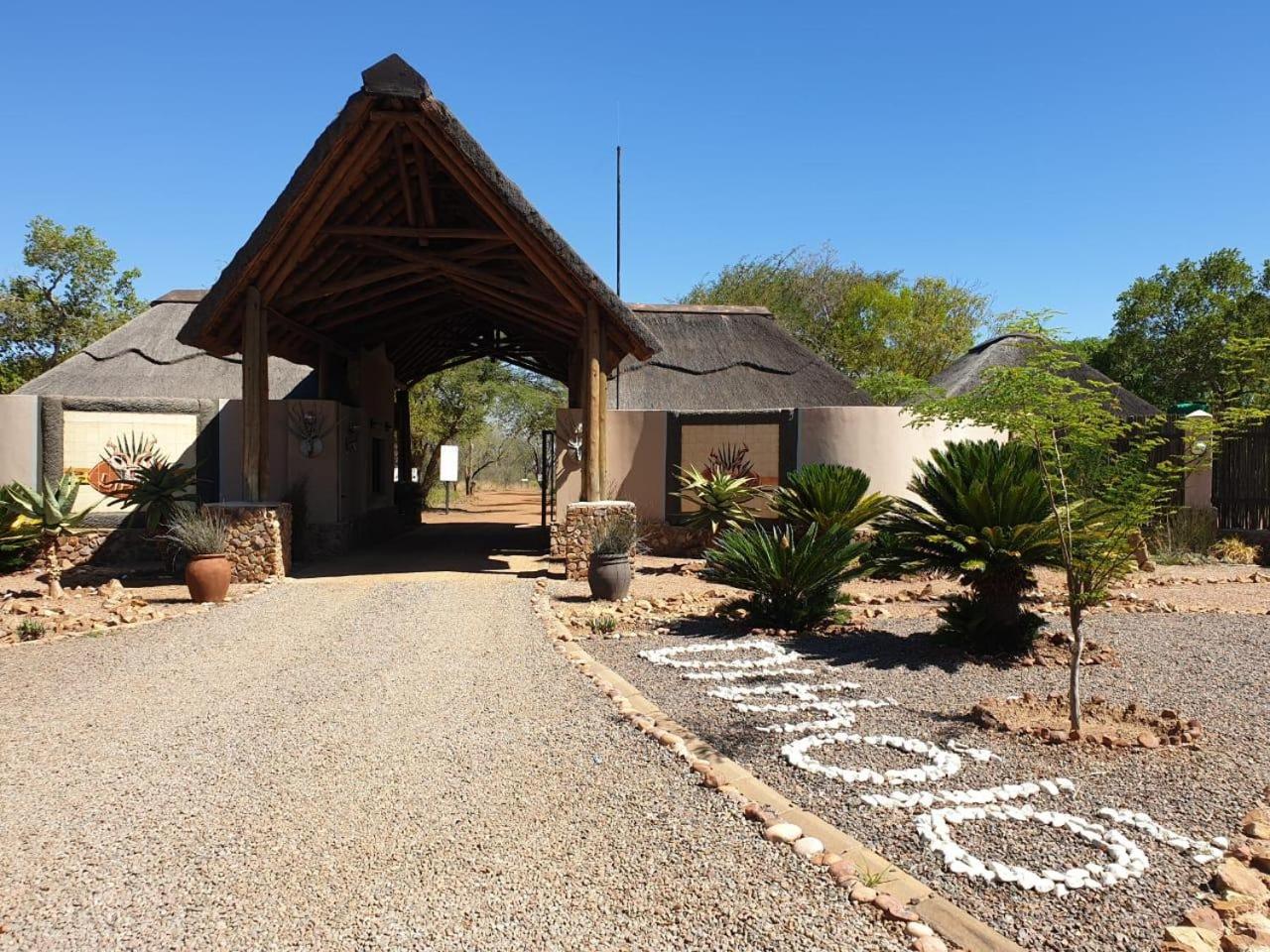 Villa photo 3
