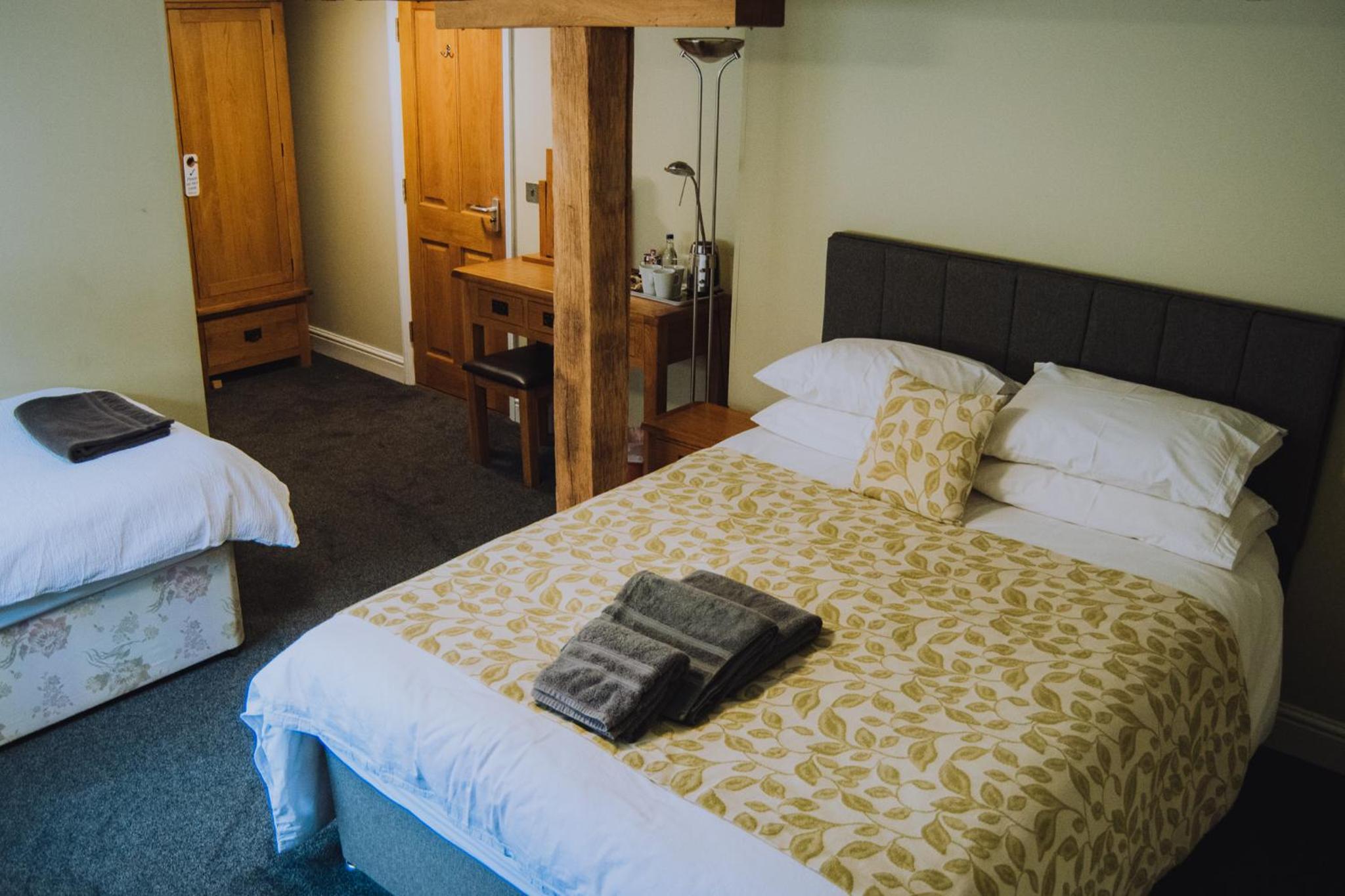 Deluxe Double or Twin Room photo 3