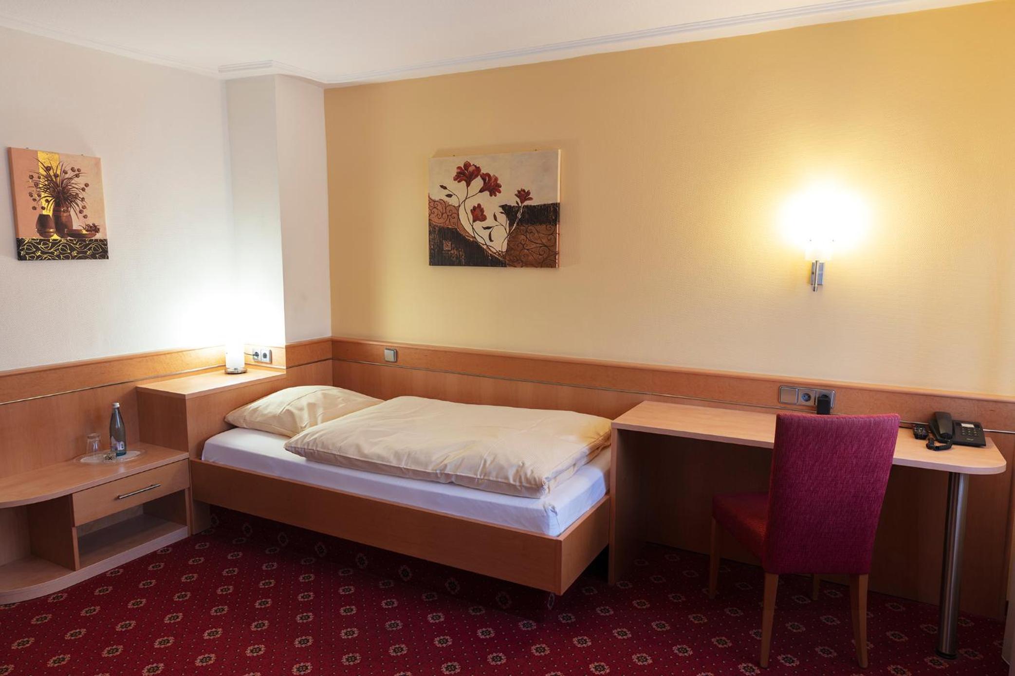 Single Room photo 1