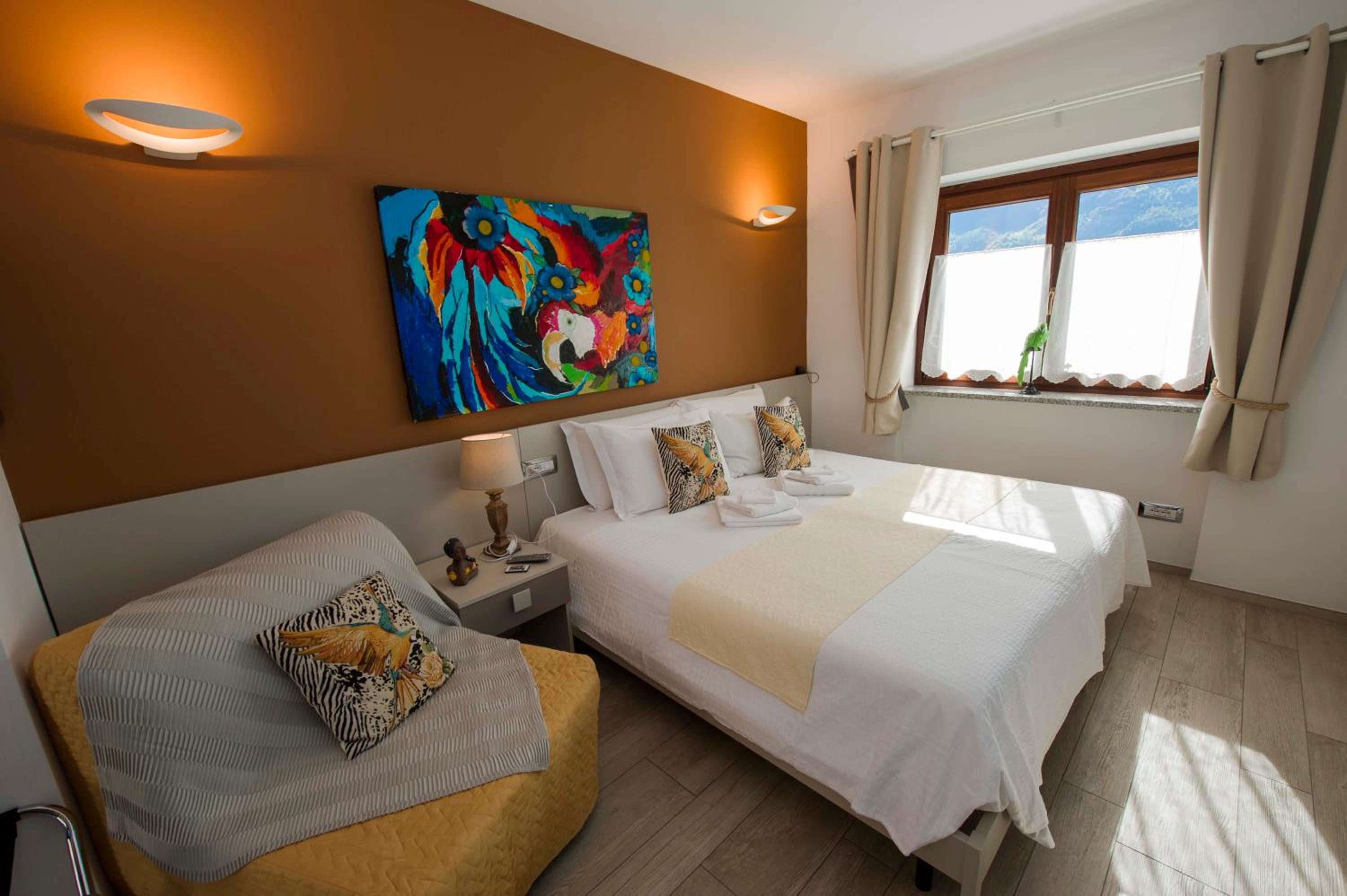 Standard King Room photo 1