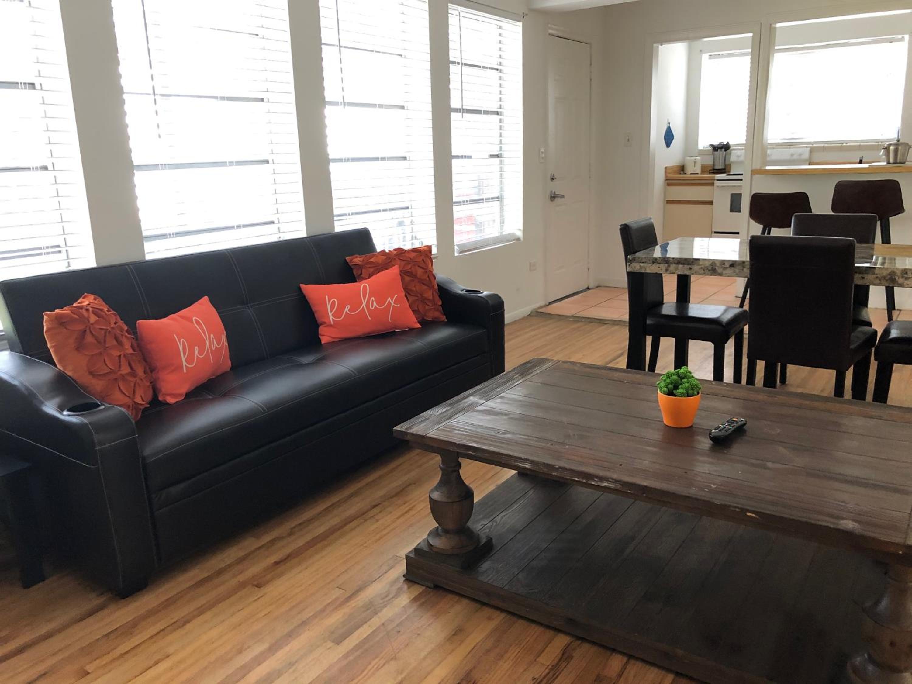 Two Bedrooms Family Apartment with Kitchenette - Free Parking - Photo 17