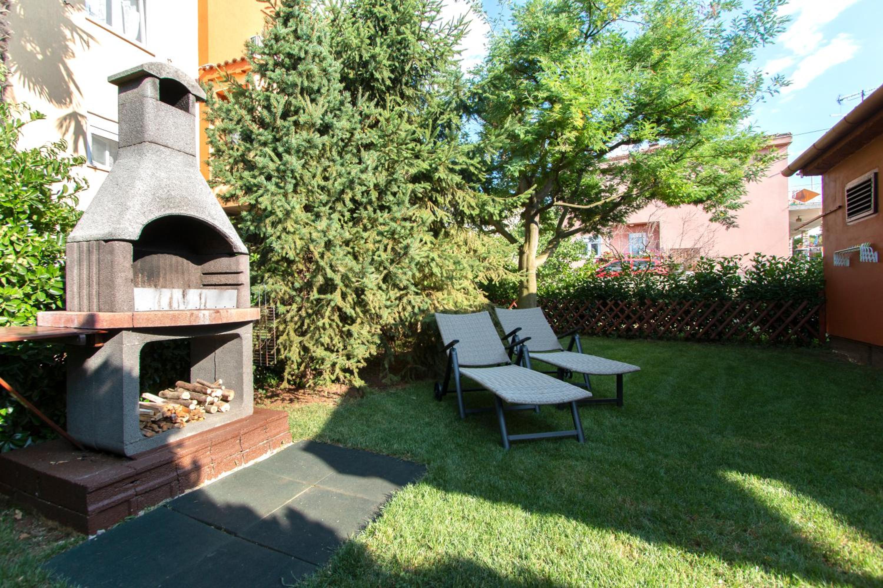 Studio Apartment photo 3