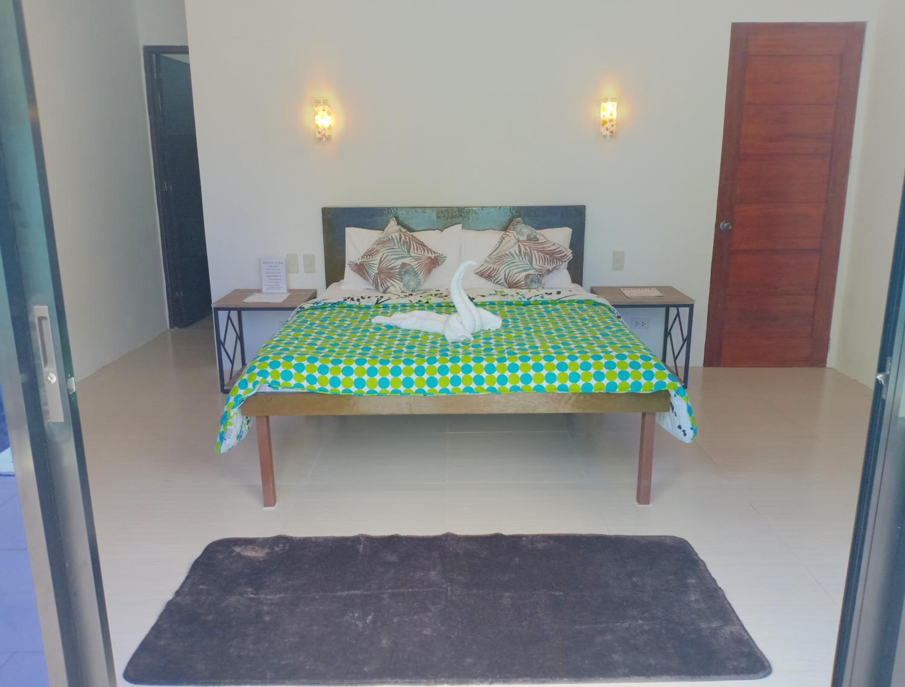 One-Bedroom House photo 1