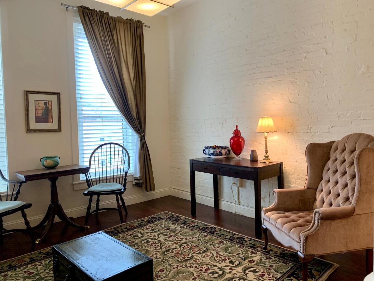 Deluxe Suite photo 3