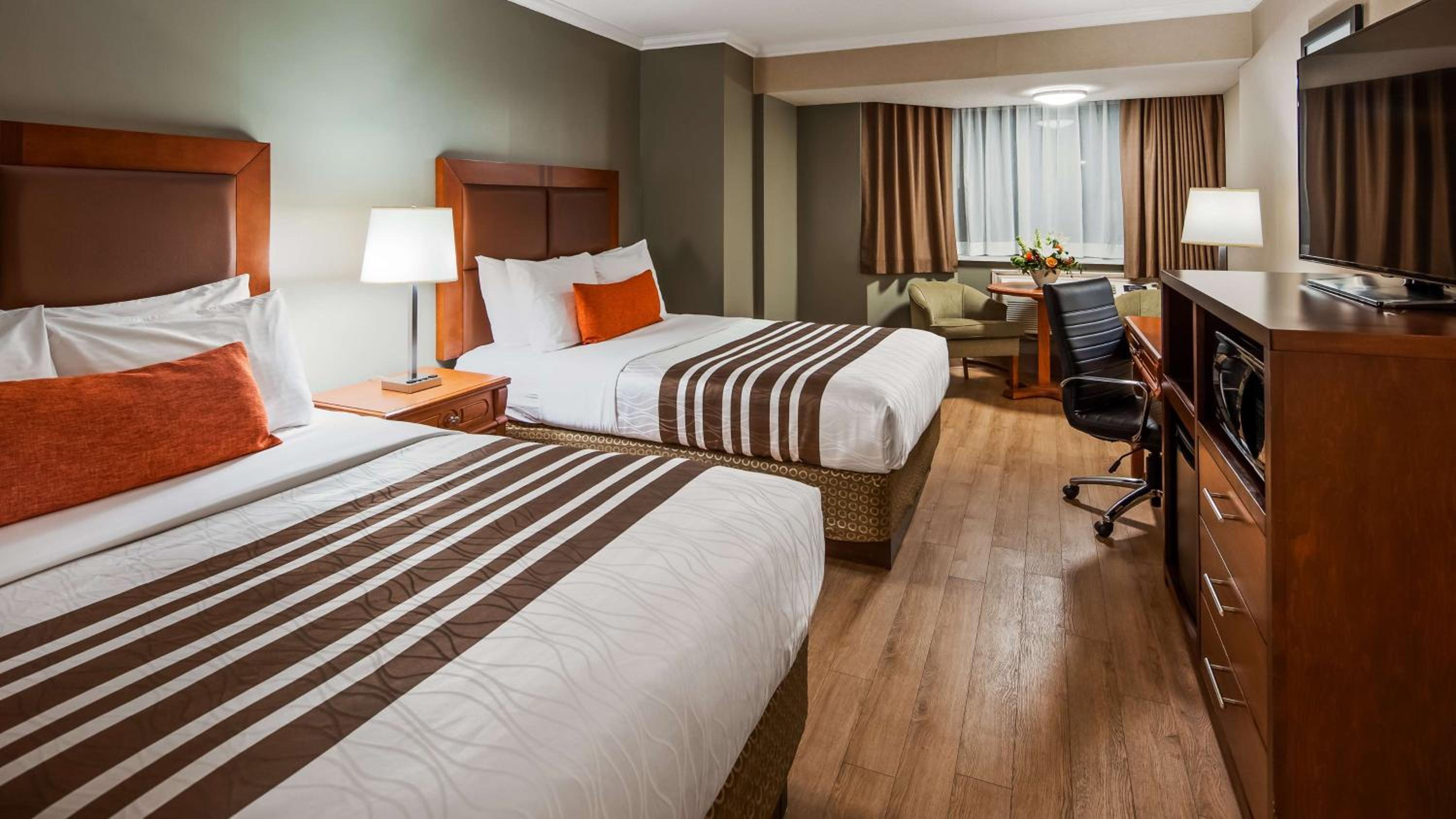 Double Room with Two Double Beds - Non-Smoking
