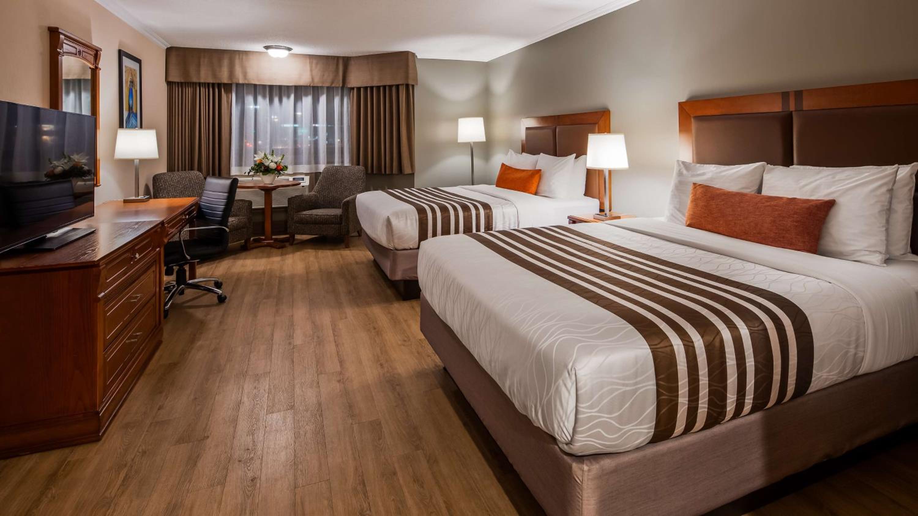 Queen Room with Two Queen Beds - Non-Smoking