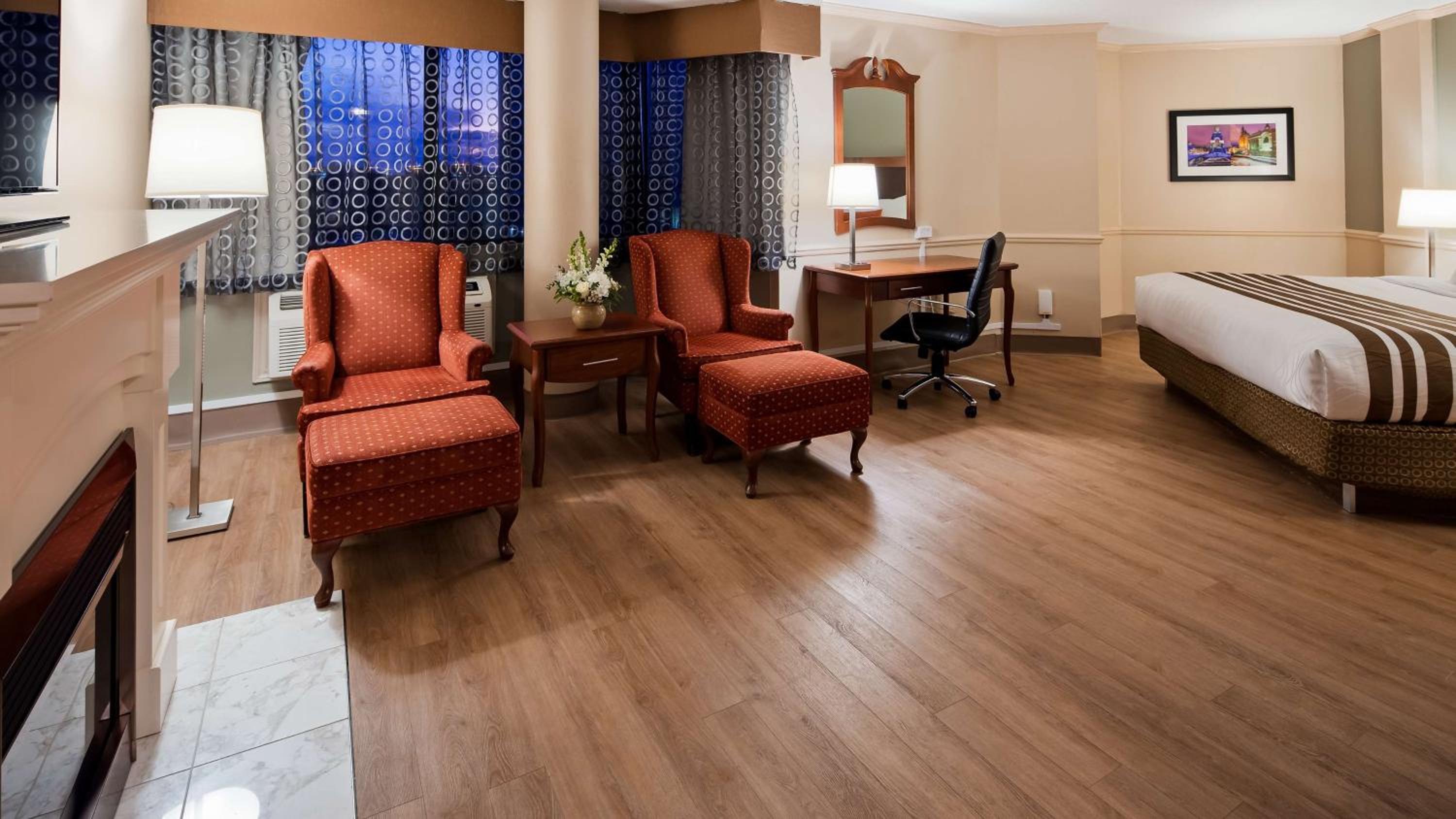 King Room with Fireplace