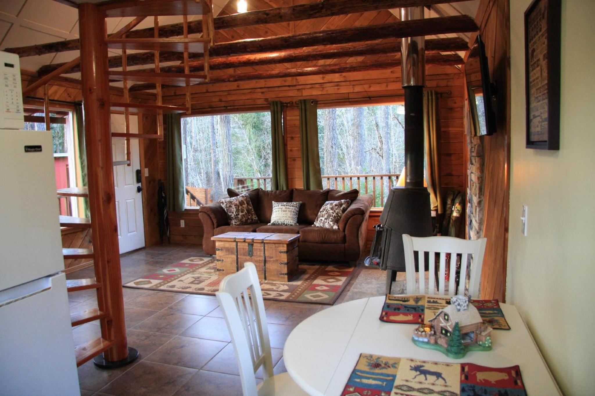 One-Bedroom House photo 1