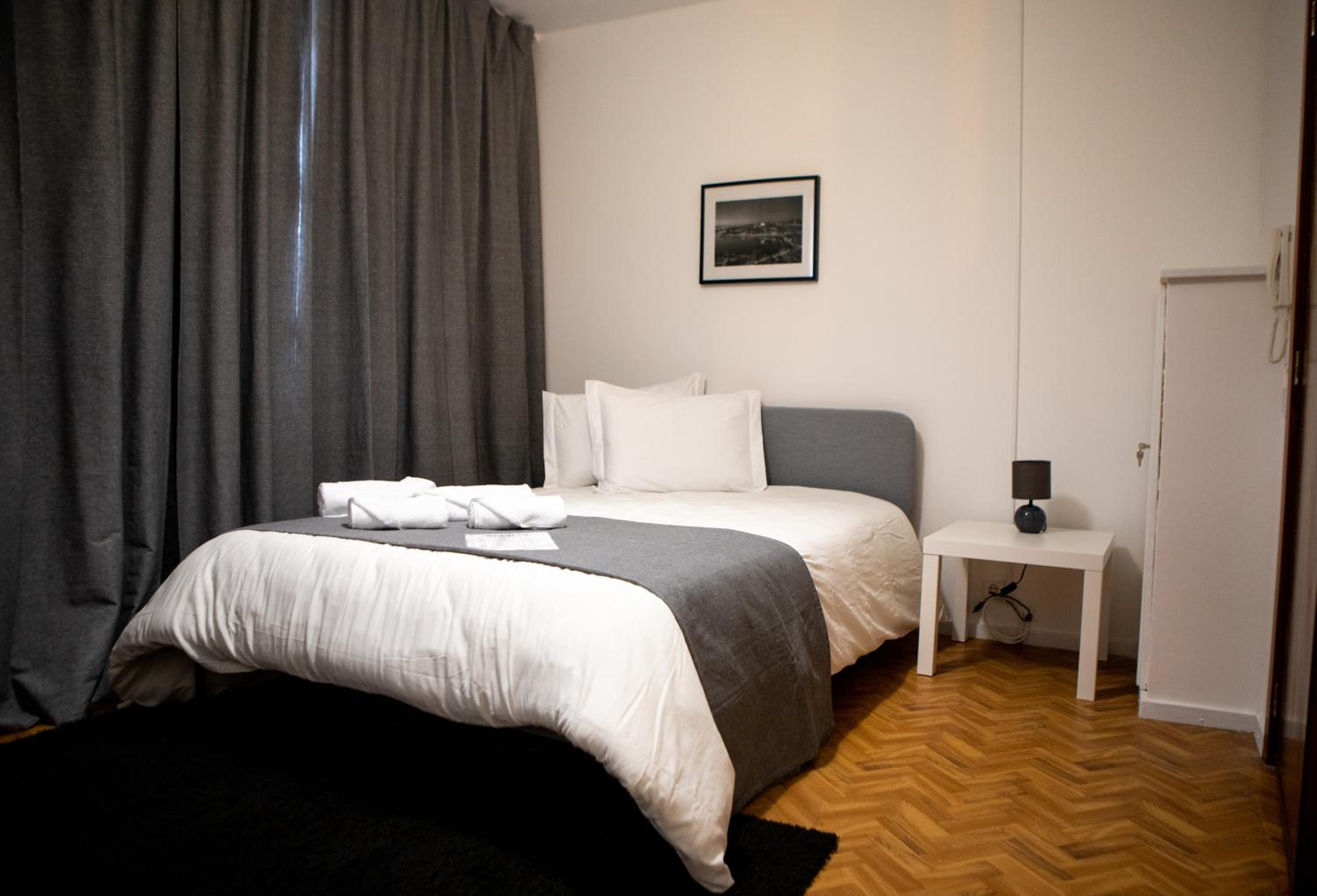 Double Room - Photo 2