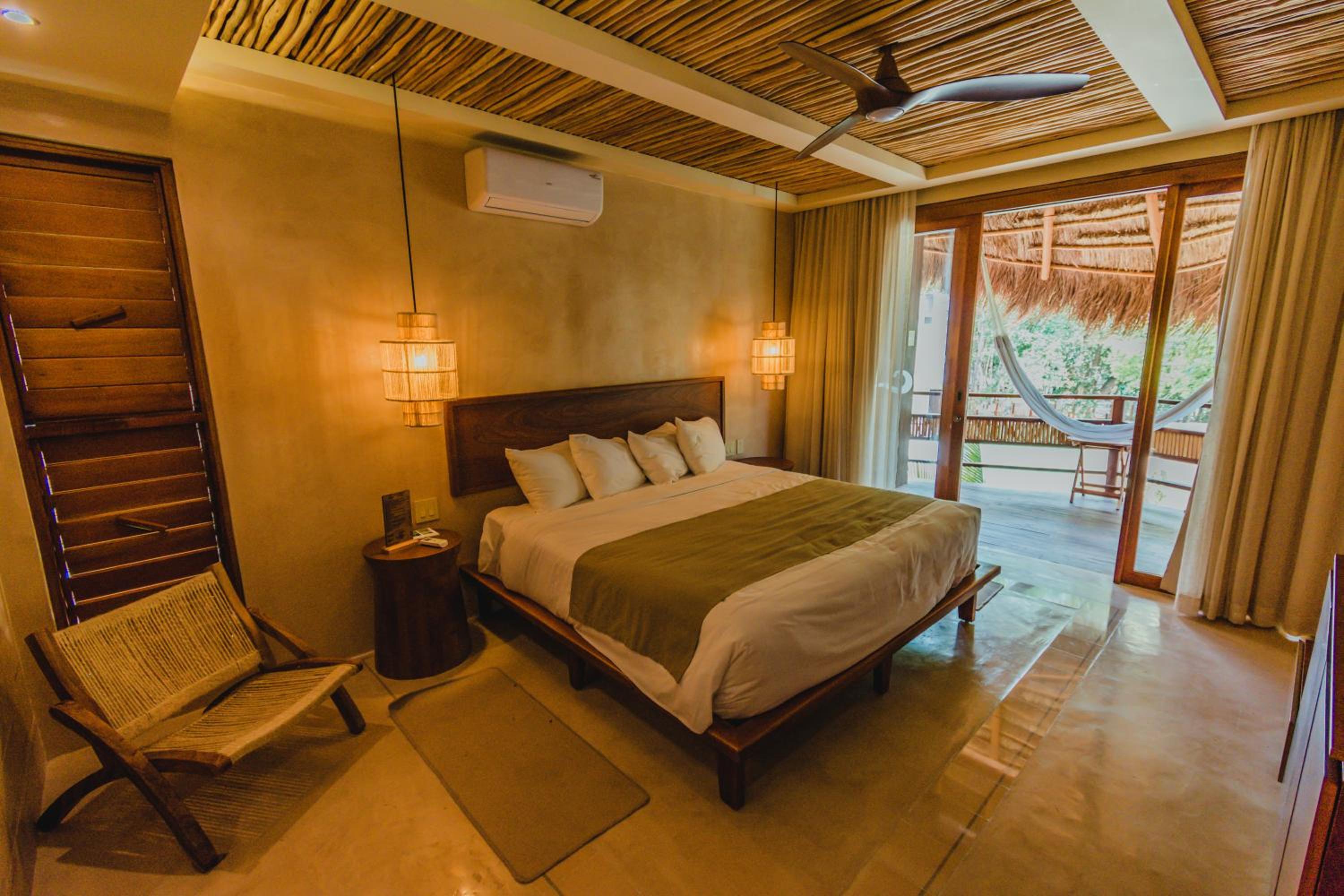 King Room with Lake View