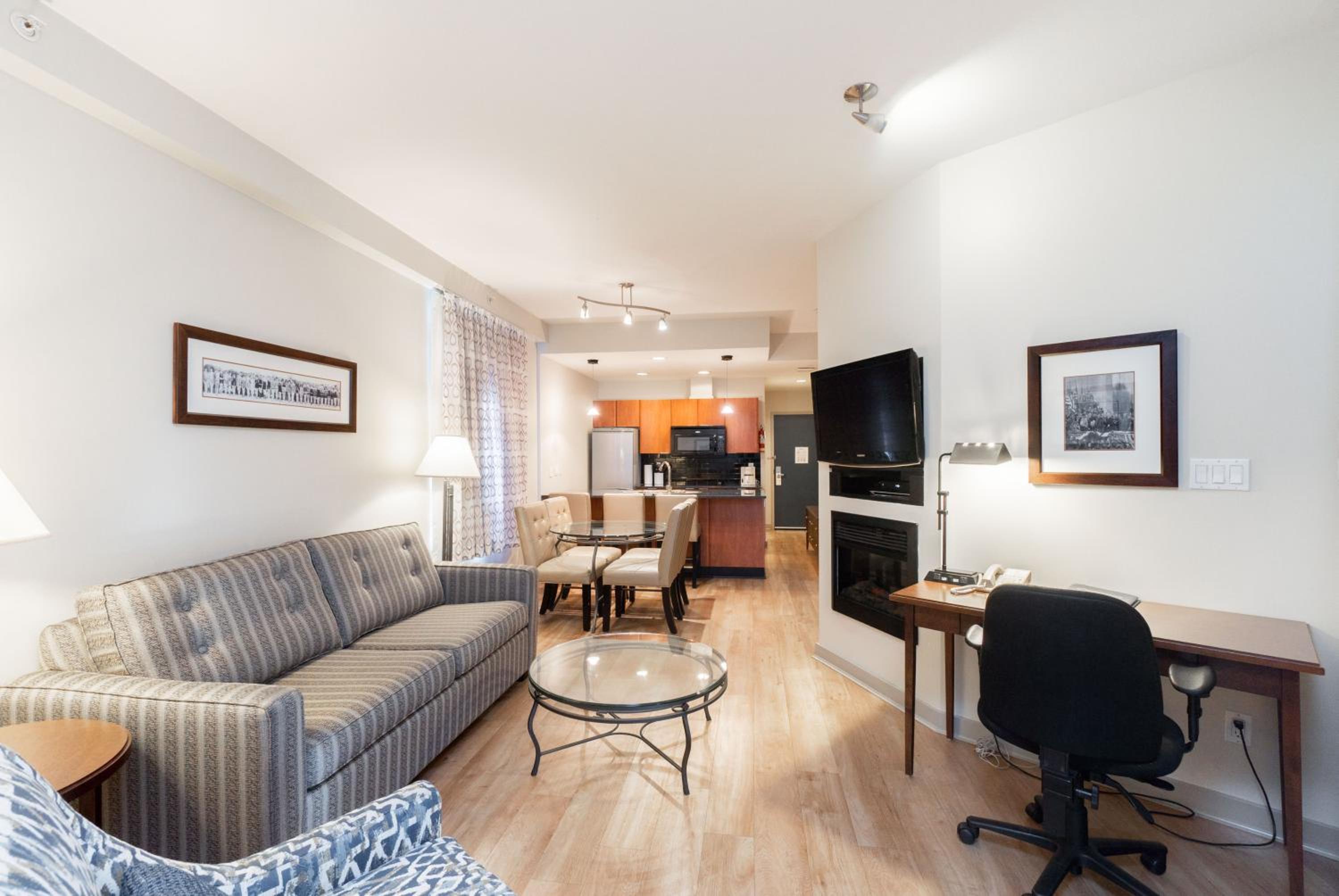 Two-Bedroom Suite photo 1