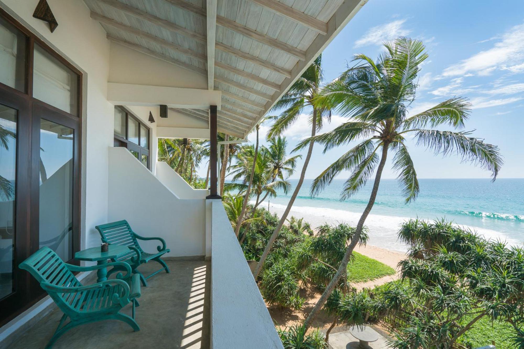 Double Room with Balcony and Sea View - Photo 3