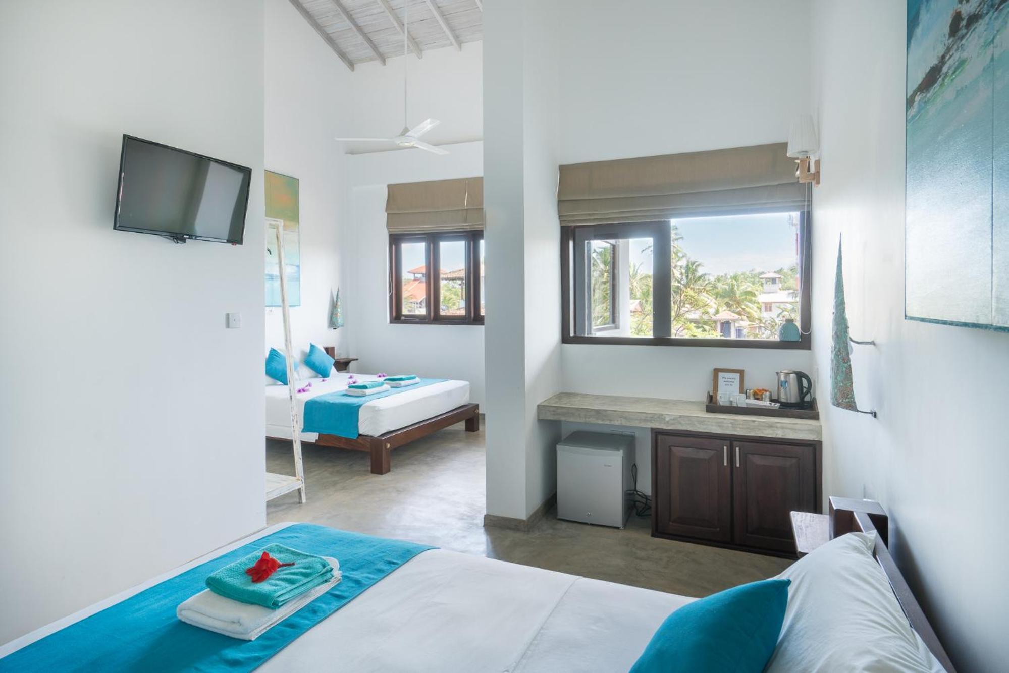 Family Room with Balcony - Photo 5