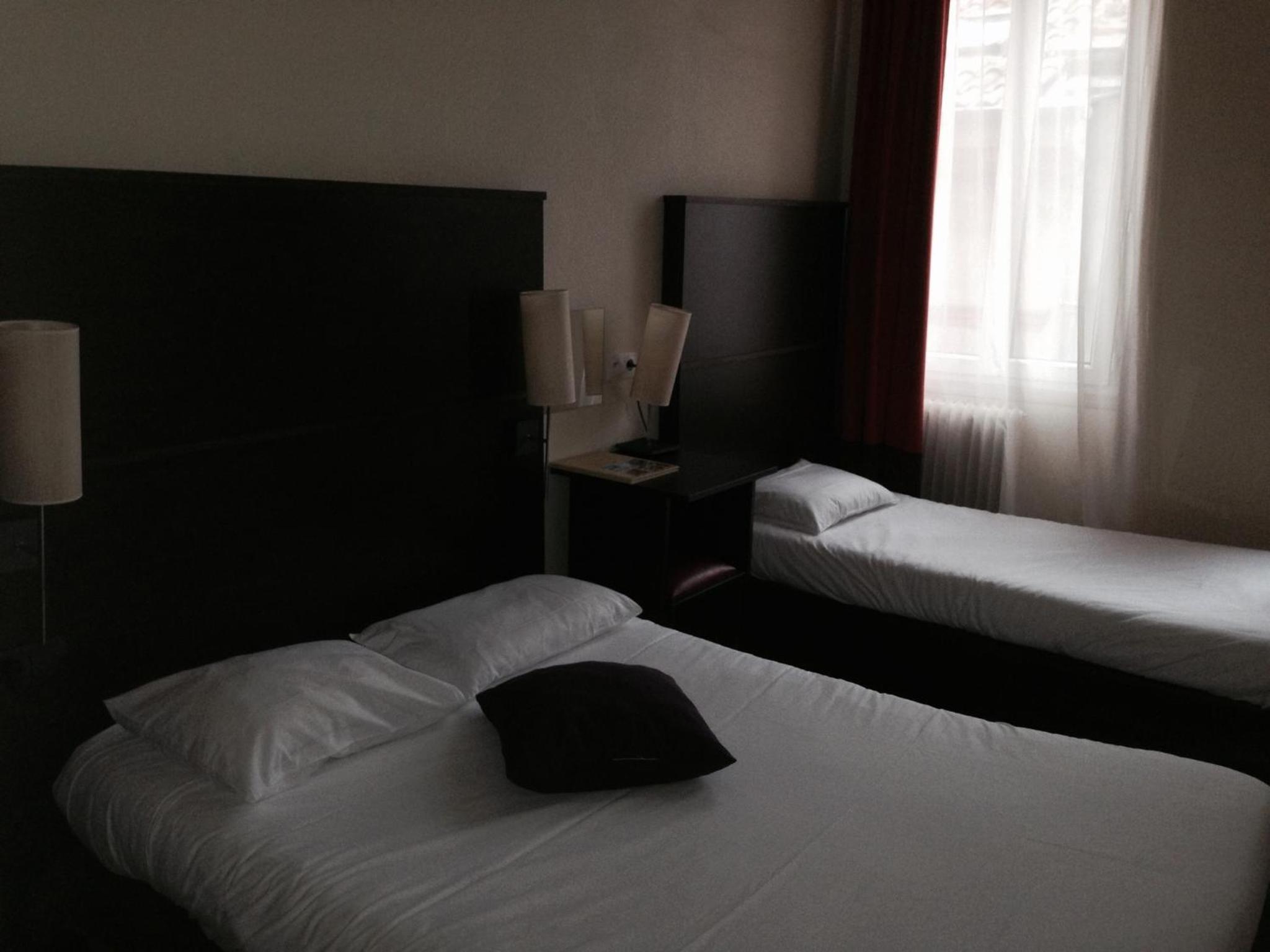 Triple Room - Photo 2