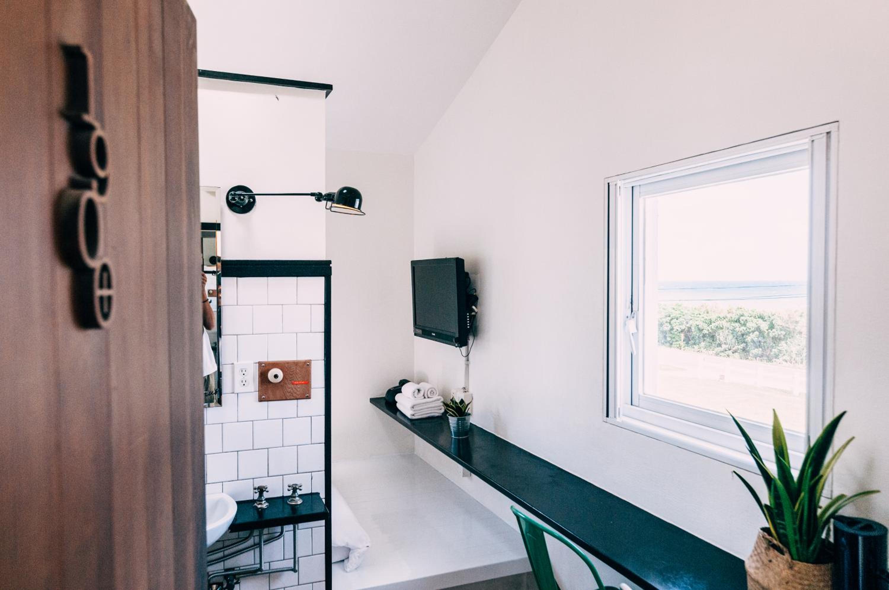 Standard Double Room - Photo 6