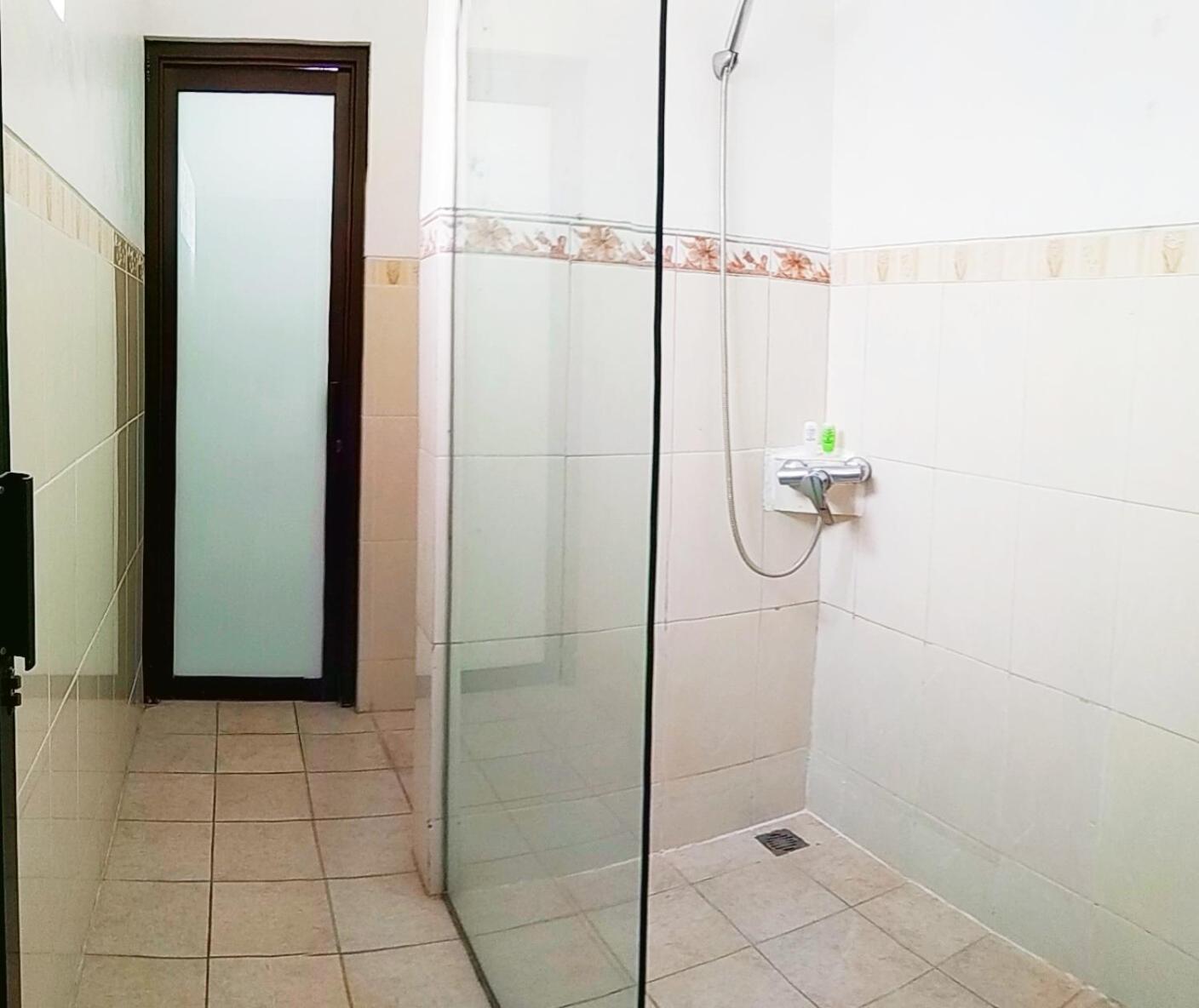 Superior Quadruple Room photo 2