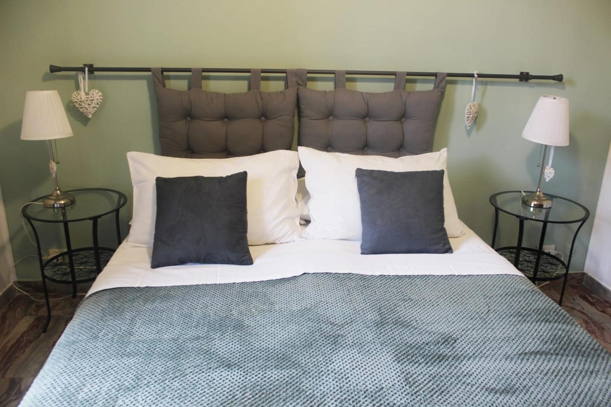 Double or Twin Room with Private Bathroom photo 2