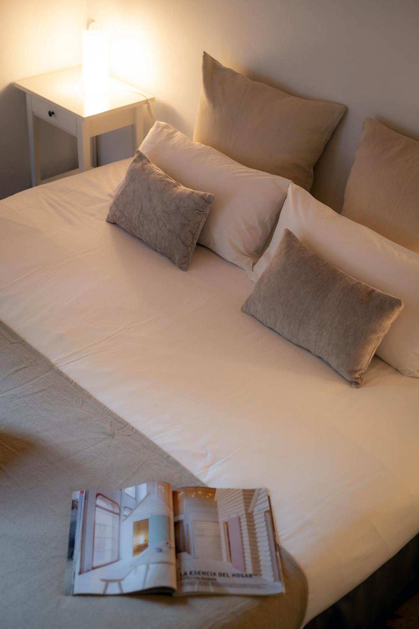 Quadruple Room with Shared Bathroom photo 2