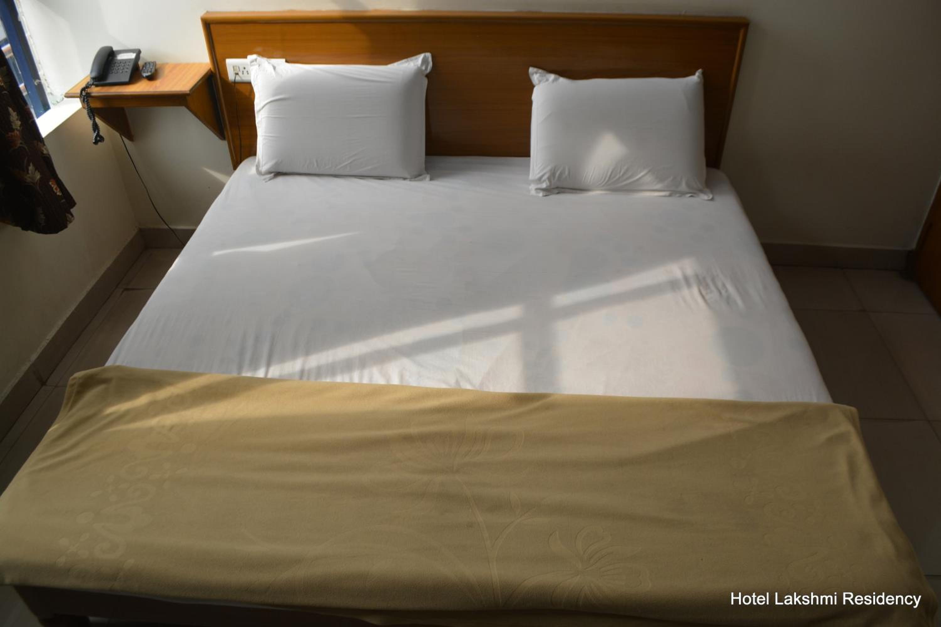 Deluxe Double Room - Photo 2