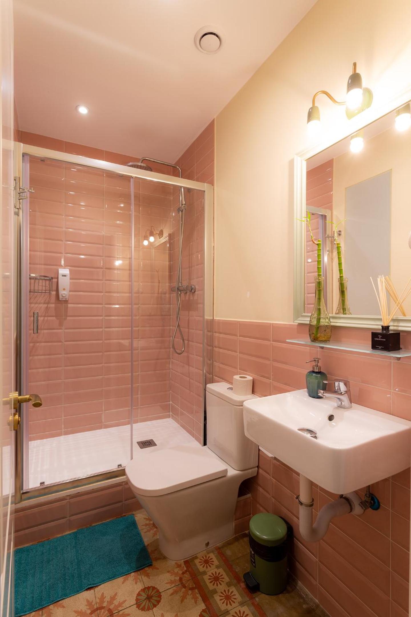 Double Room with Private Bathroom photo 3