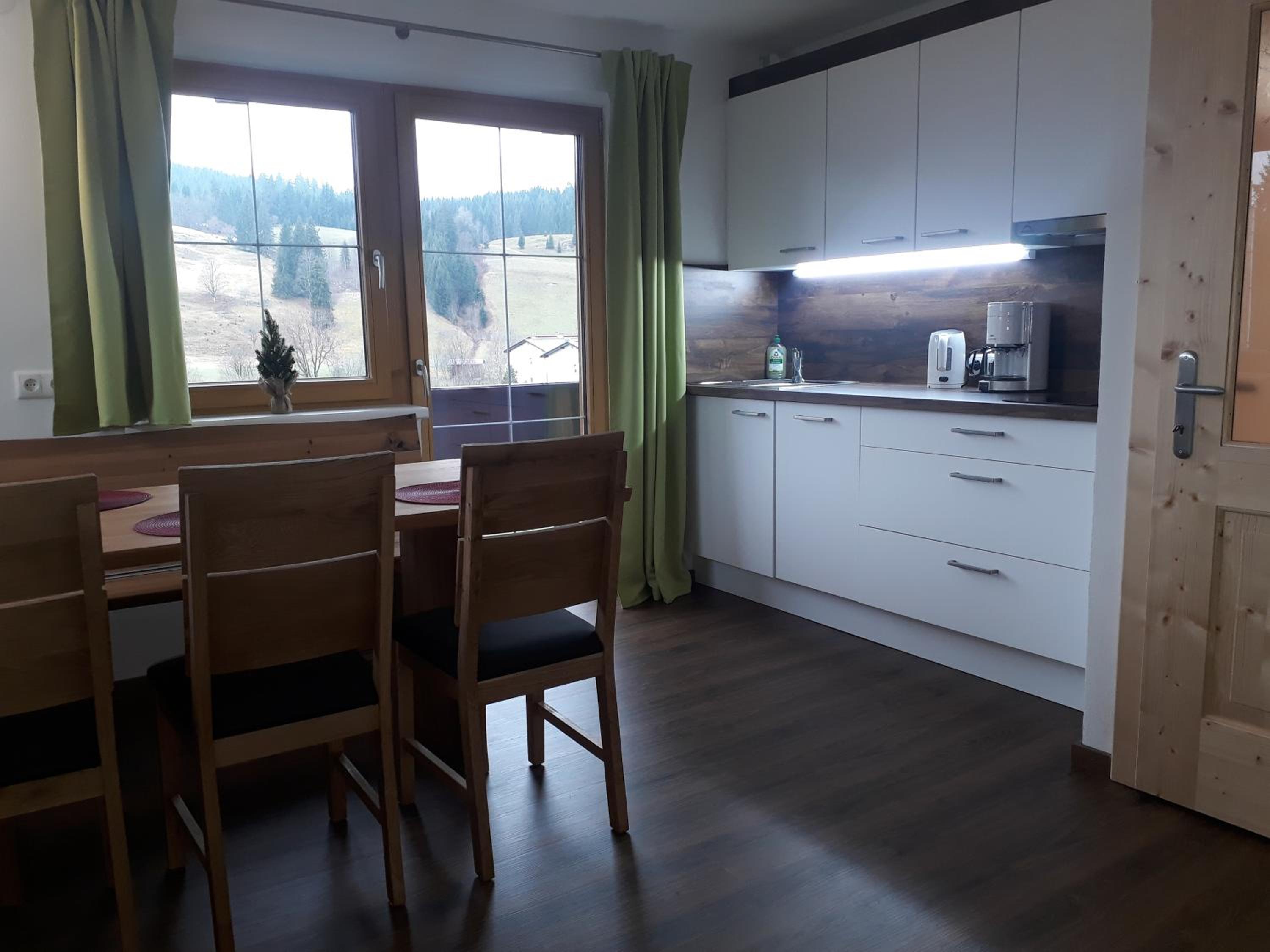 Apartment - Split Level photo 2