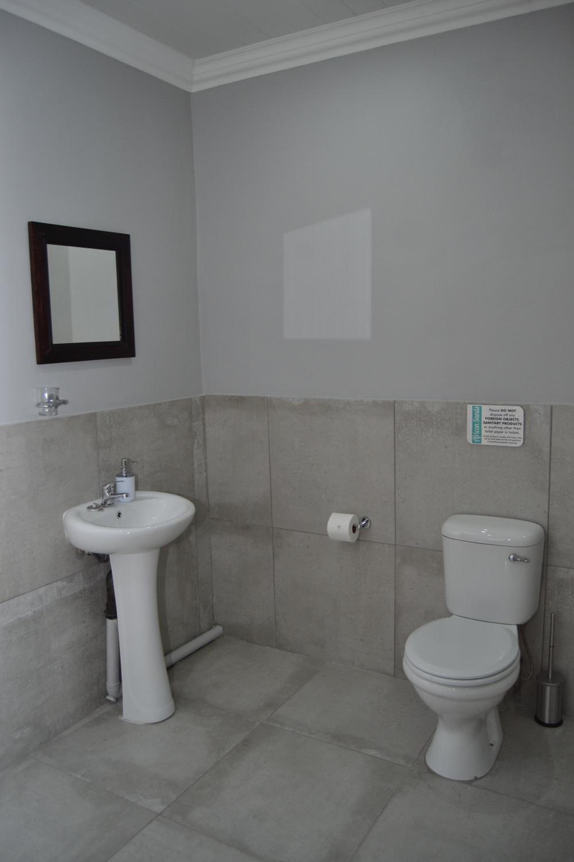 Large Twin Room photo 2