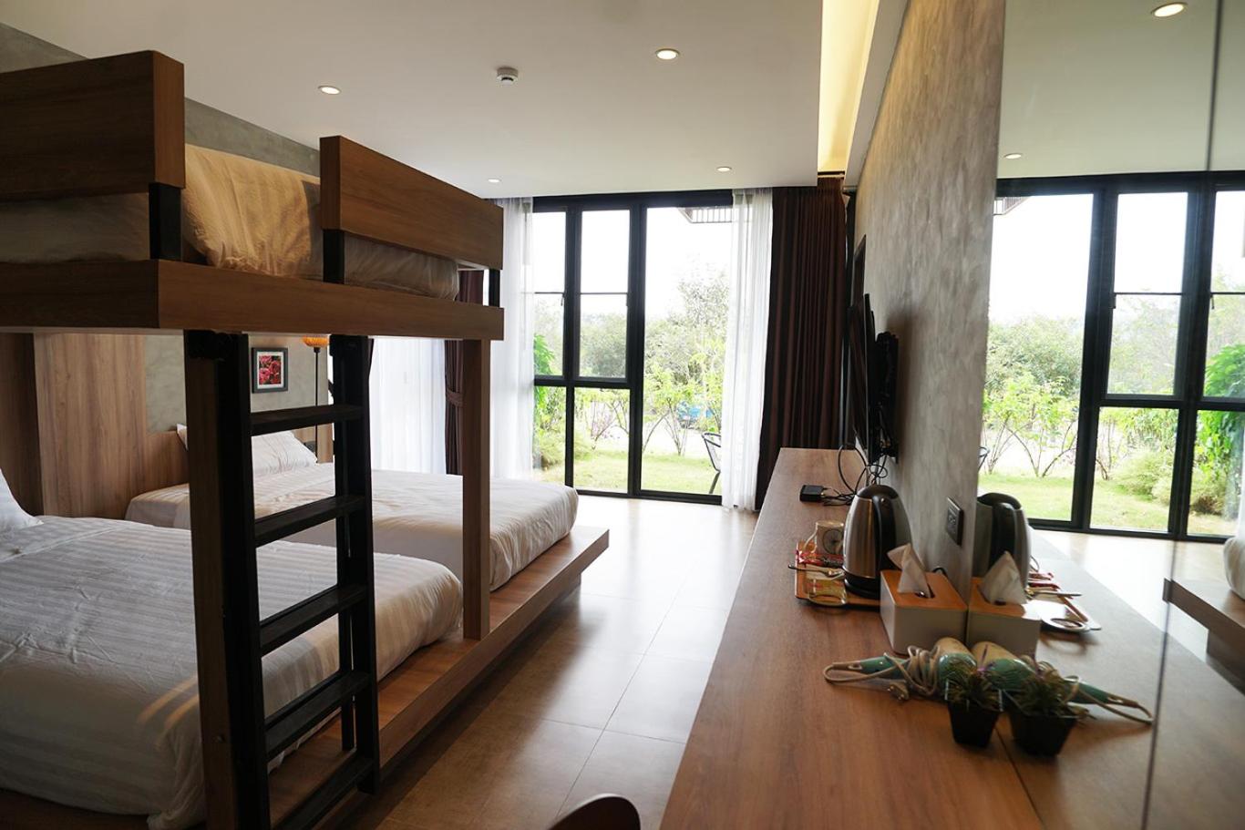 Triple Room with Garden View - Photo 1
