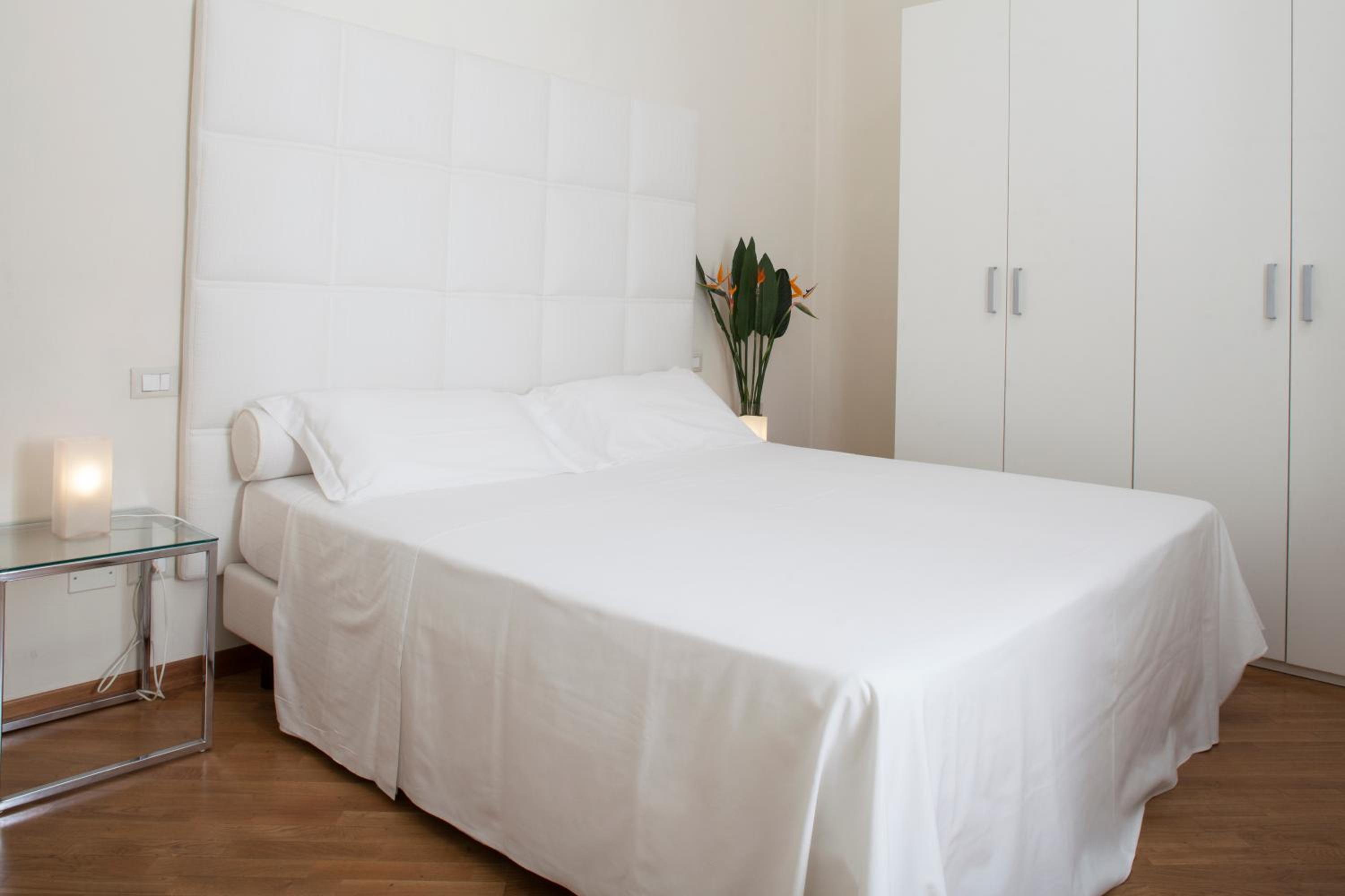 Deluxe Suite - Photo 20