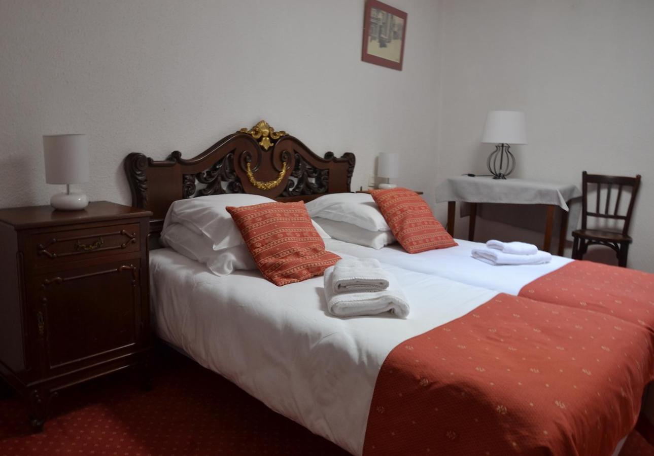 Large Double Room photo 3