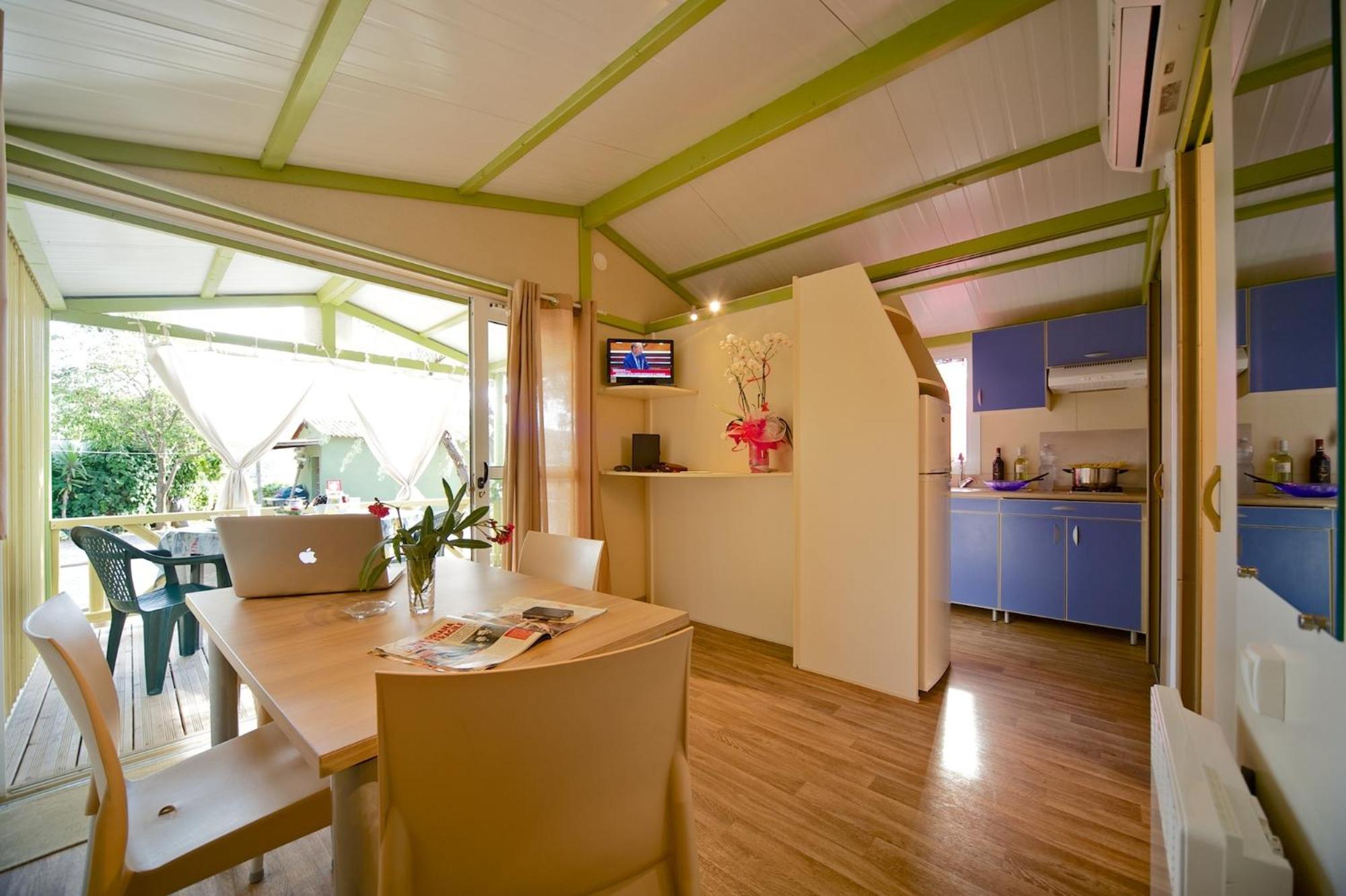 Two-Bedroom Bungalow photo 2