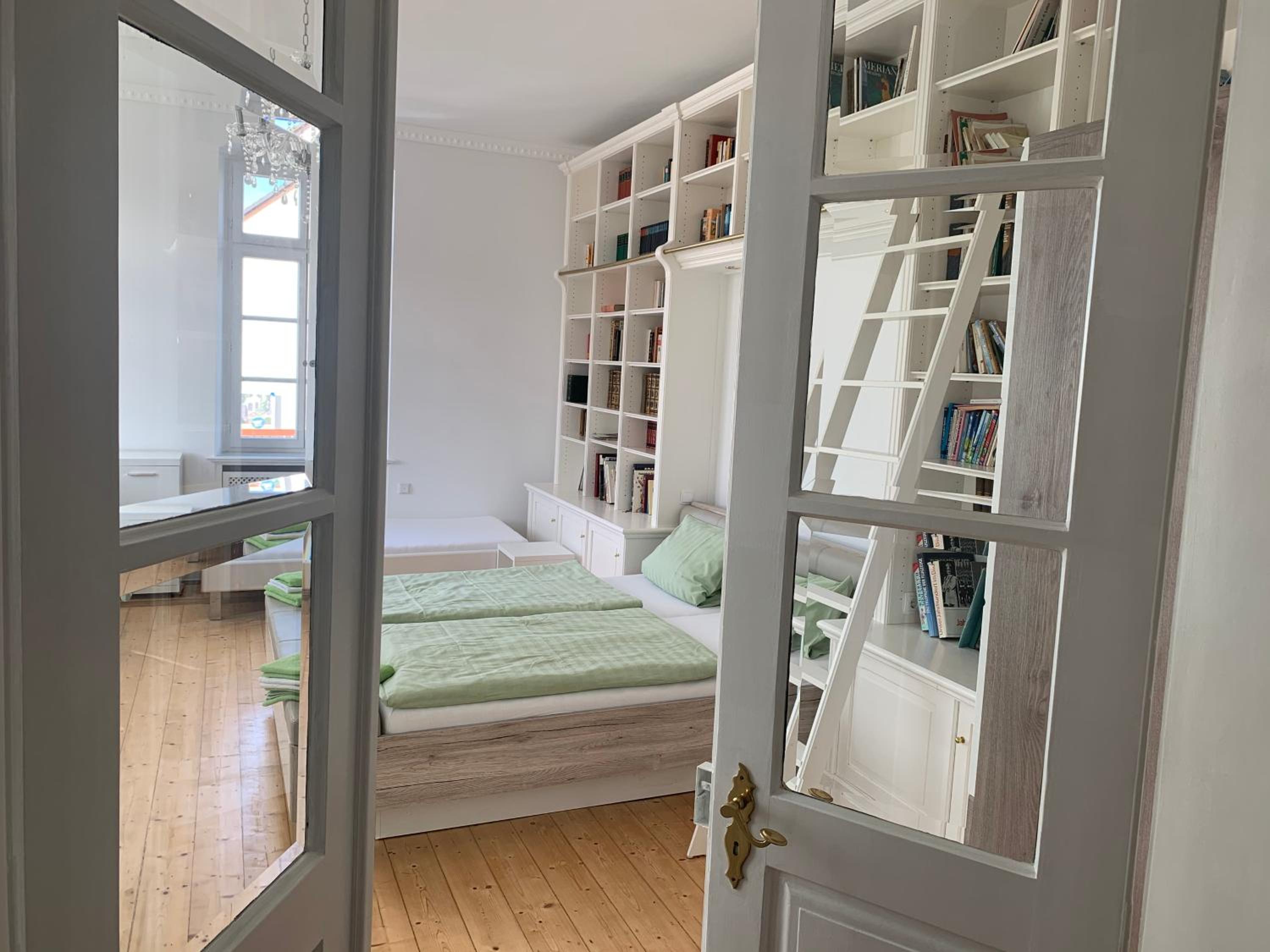 Double Room - Photo 6