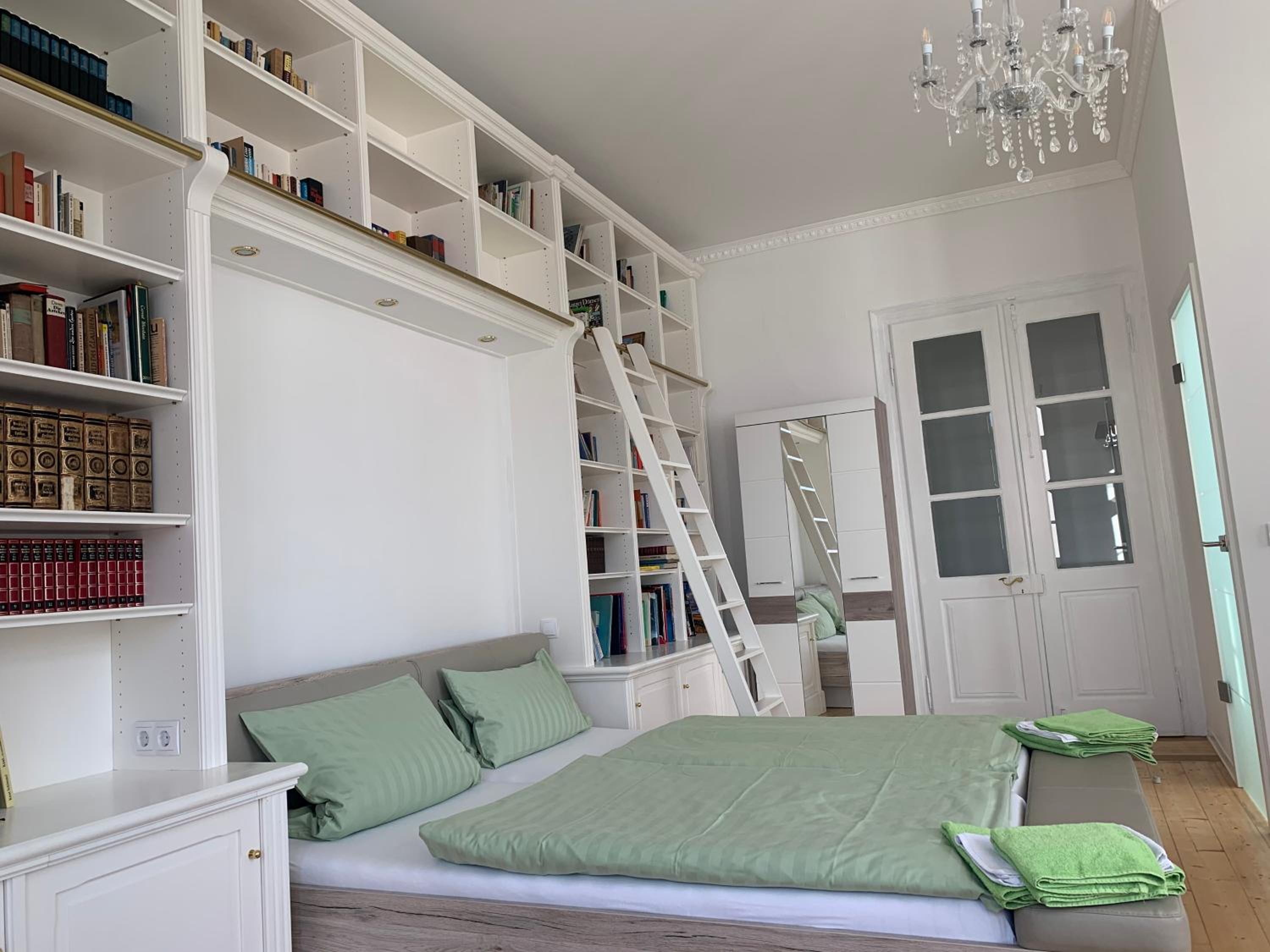 Double Room - Photo 7