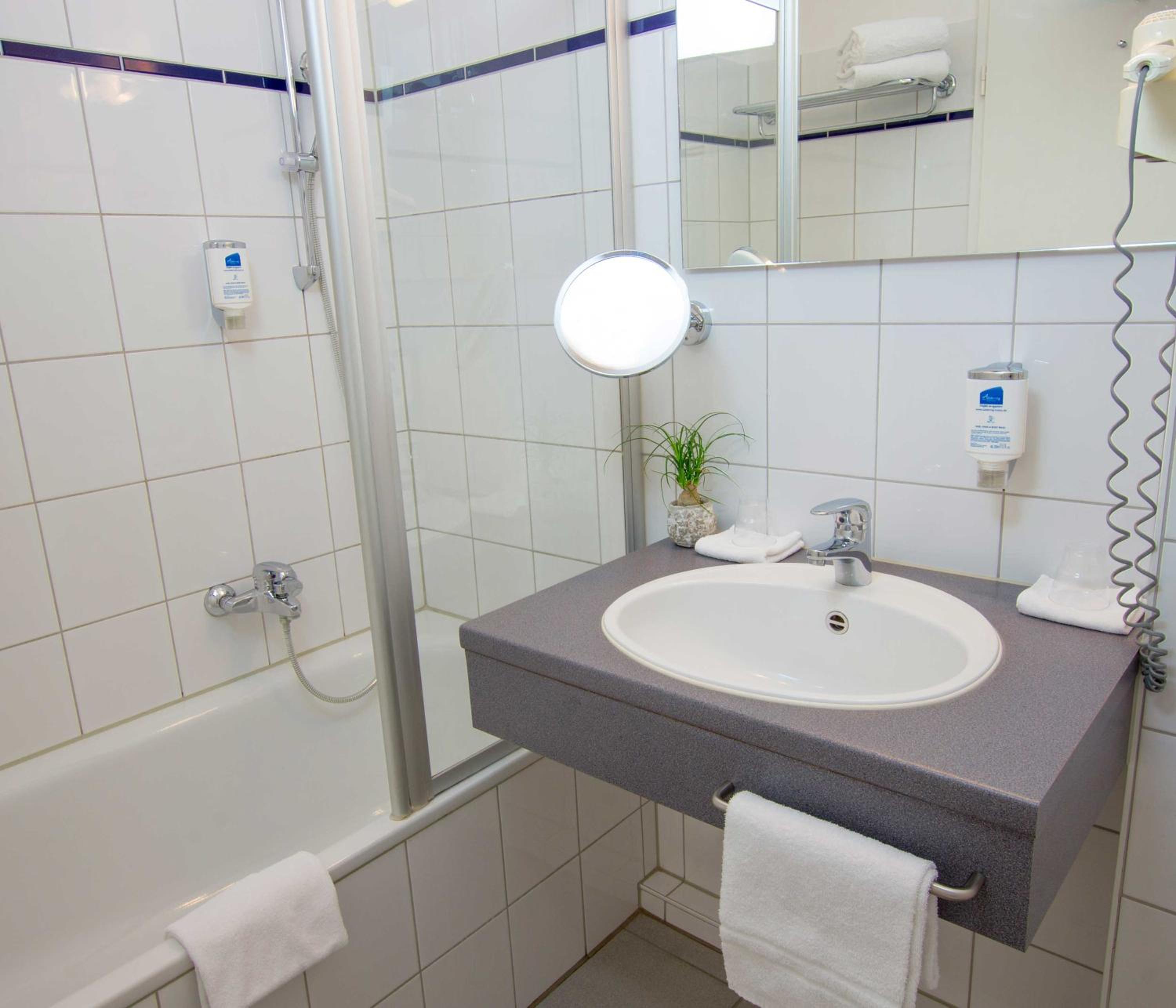Double Room - Photo 2