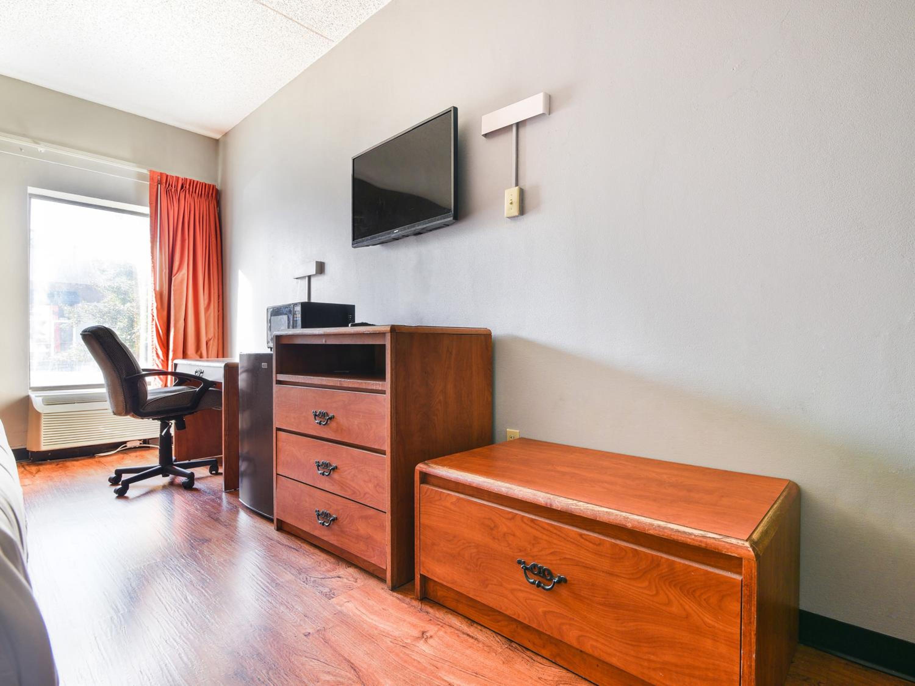 Deluxe King Room photo 3