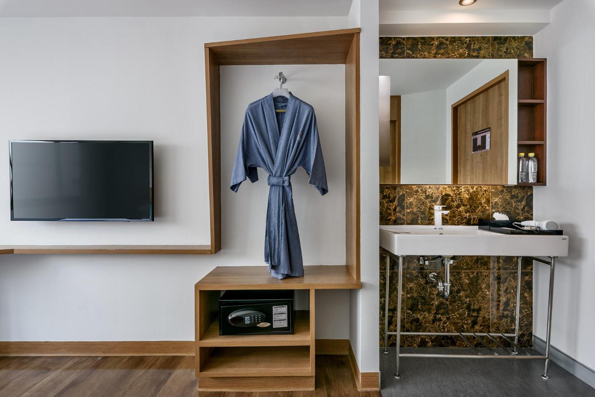 Superior Twin Room photo 2