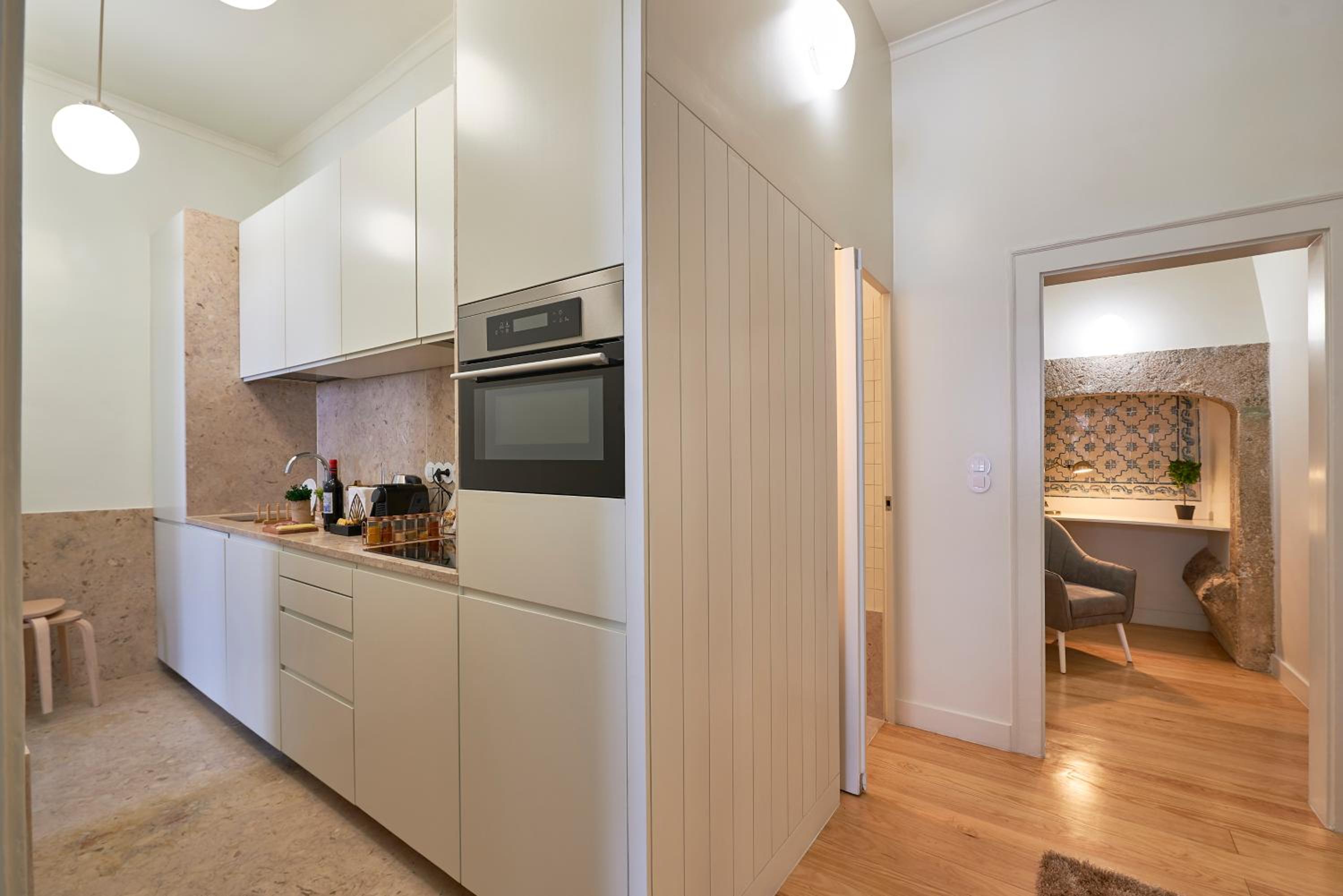 Two-Bedroom Apartment - Photo 5