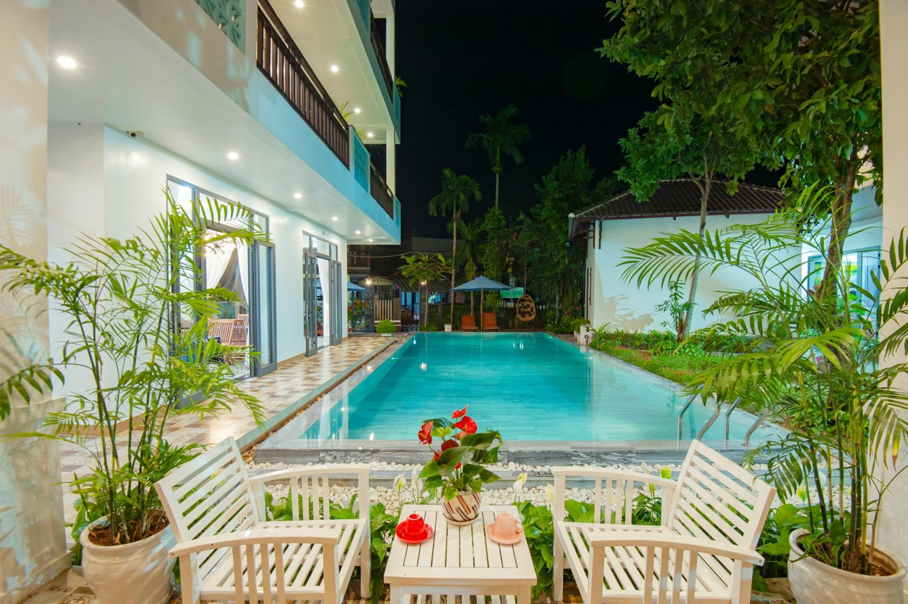 Standard Villa photo 2