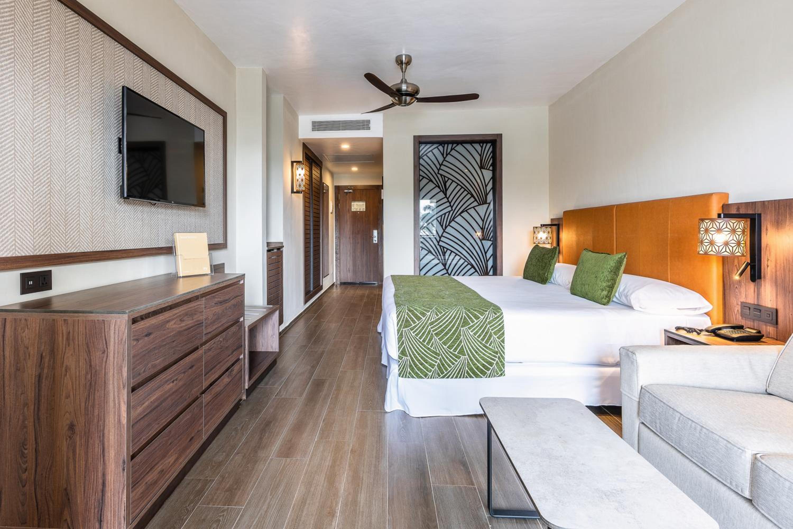  Junior Suite Courtyard photo 2