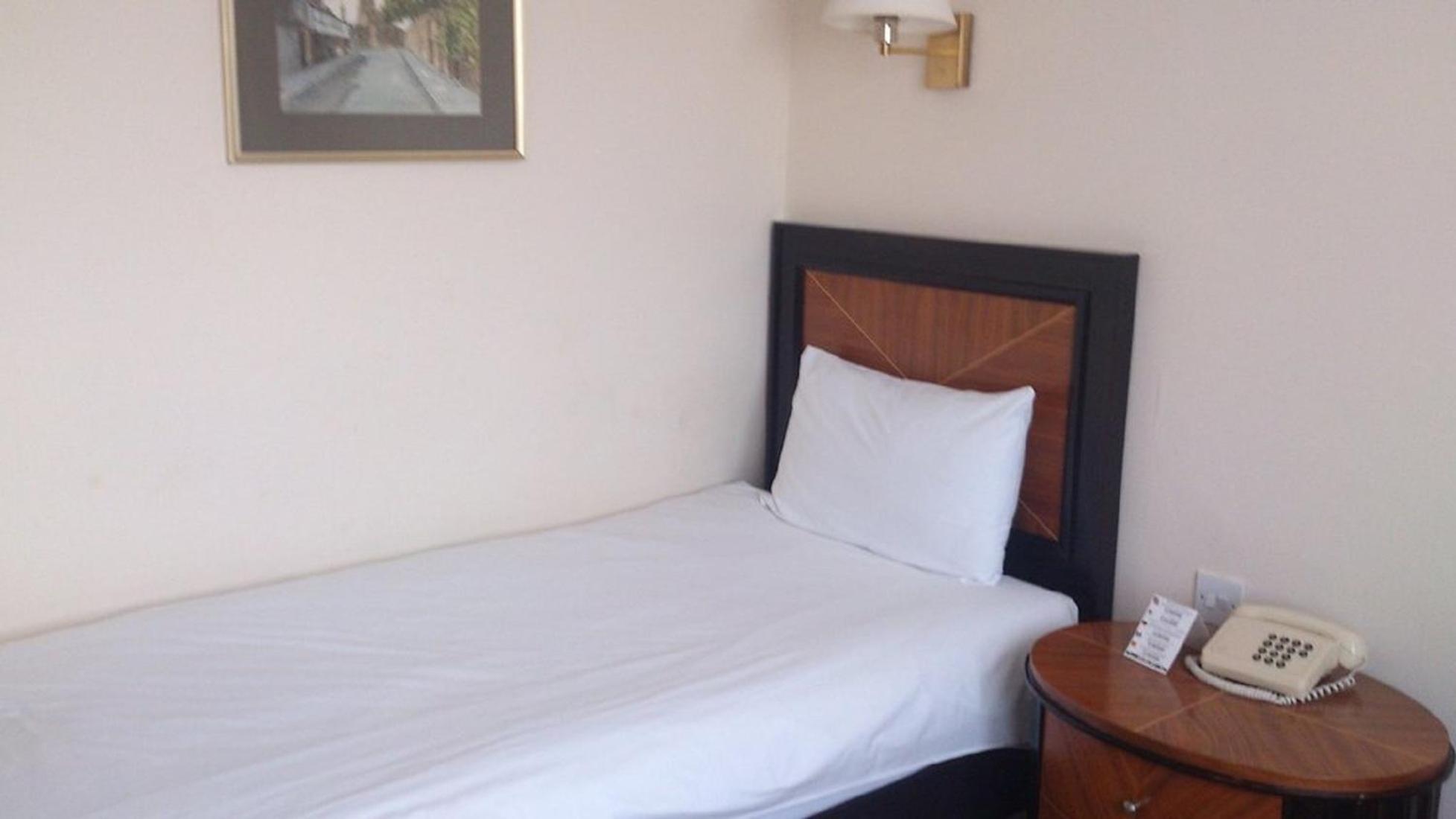 Single Room photo 1