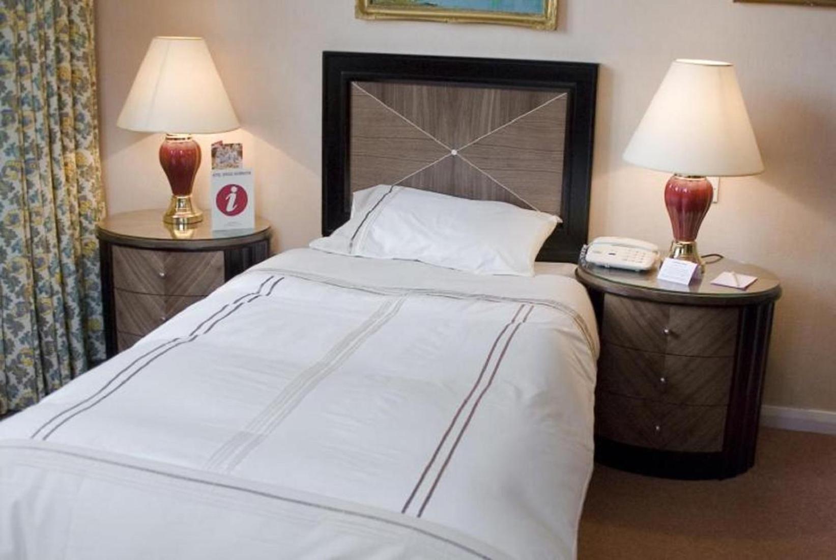 Single Room photo 2